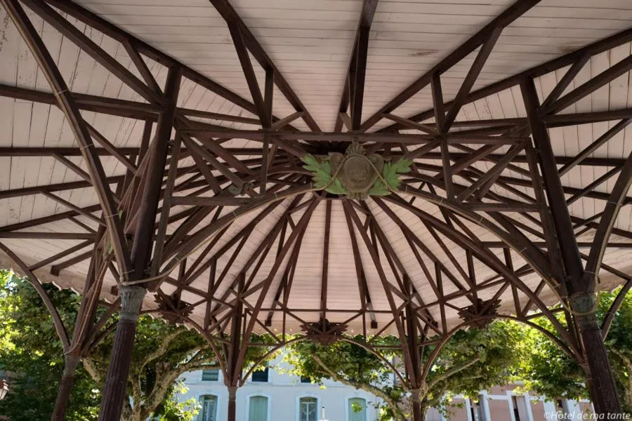 Neighbourhood in Hotel De Ma Tante