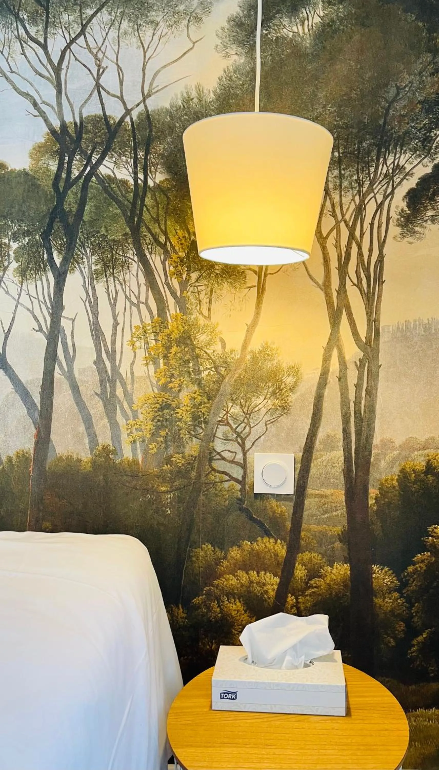 Decorative detail, Bed in Hotel De Ma Tante