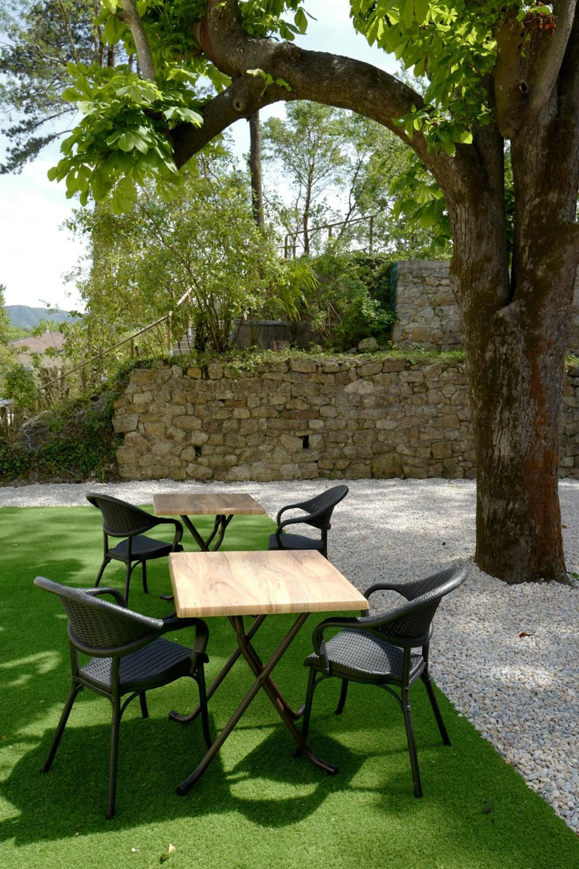 Patio in Hotel De Ma Tante