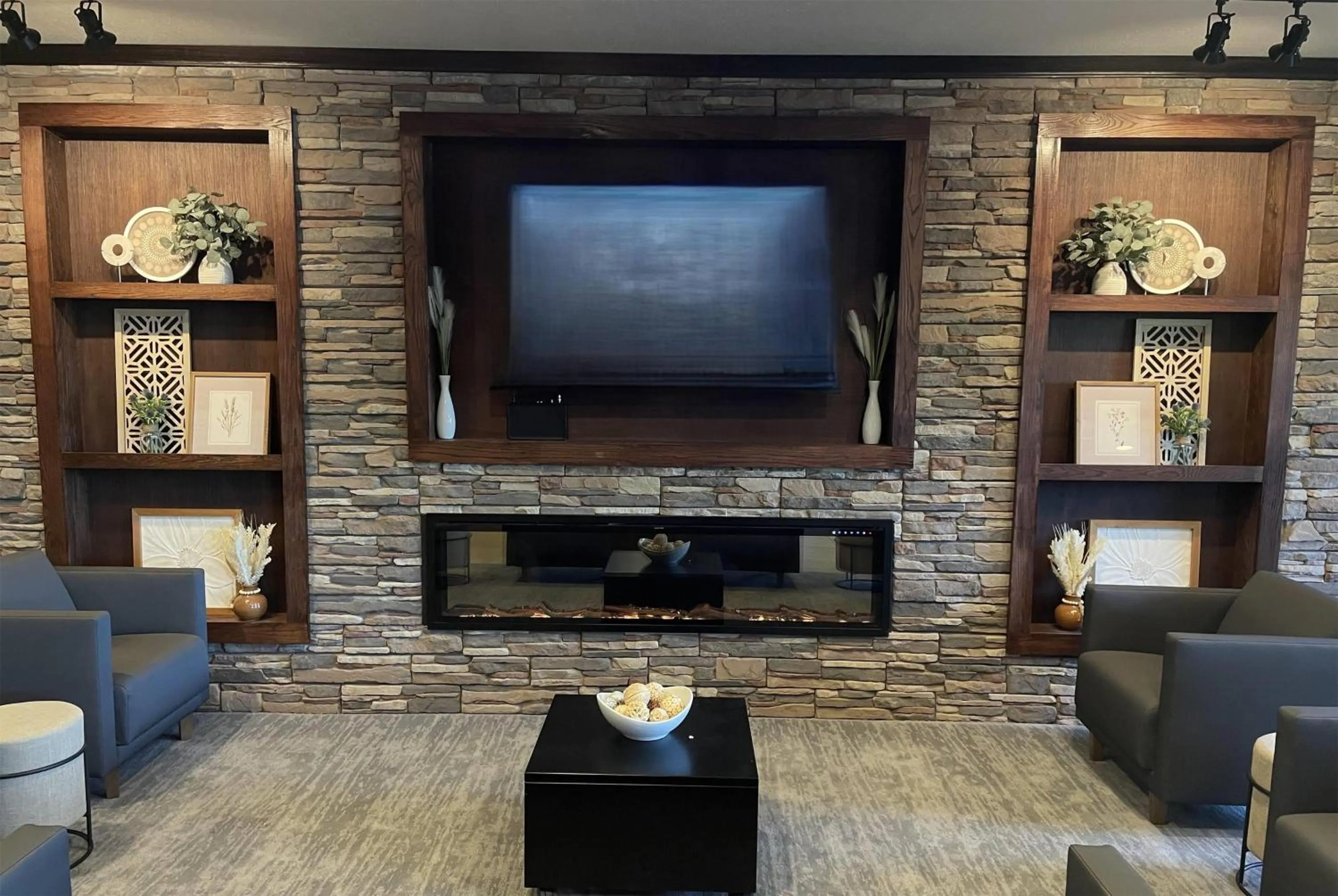 Lobby or reception in Microtel Inn & Suites by Wyndham Waynesburg