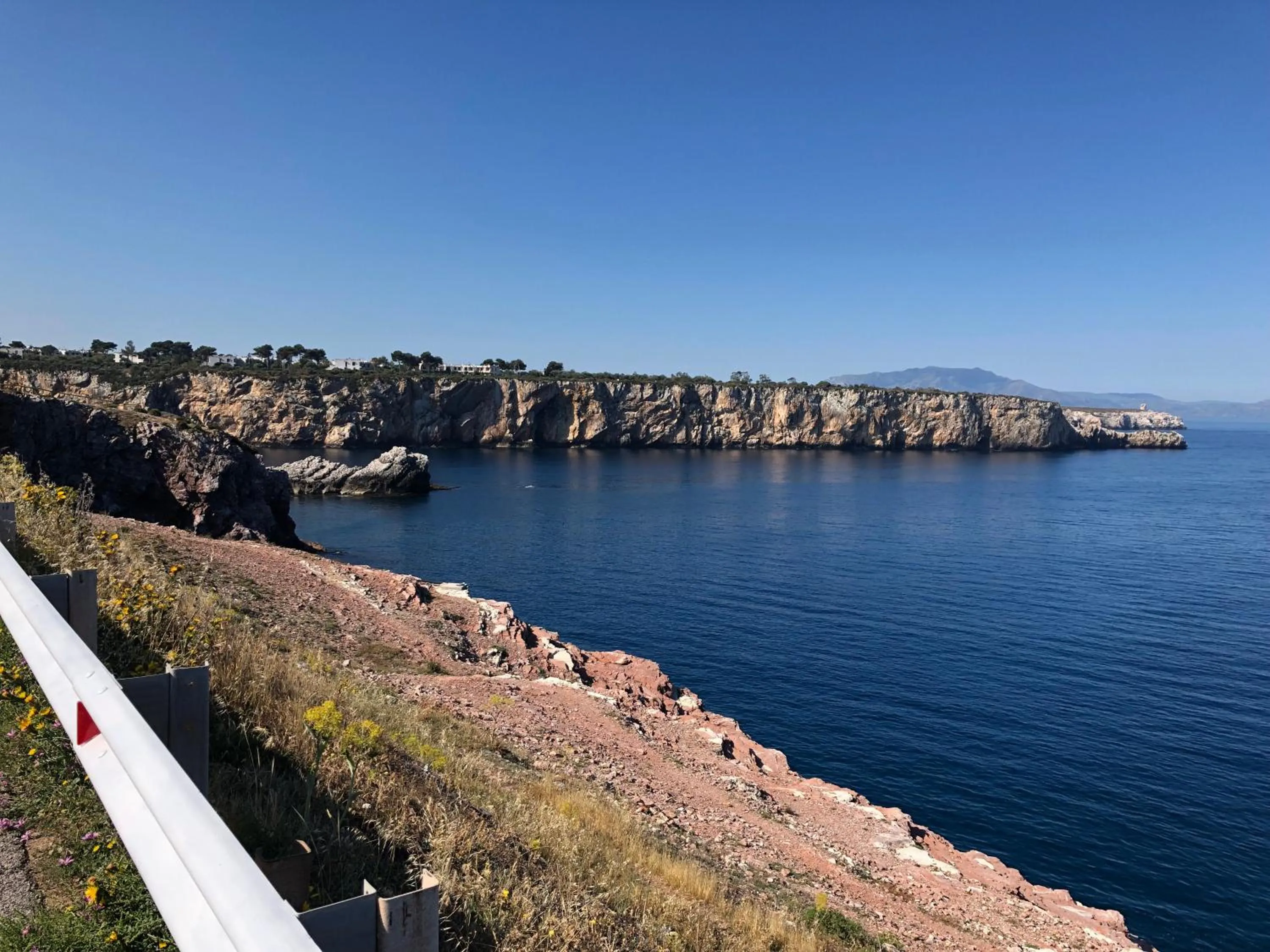 Beach in b&b le onde praiola
