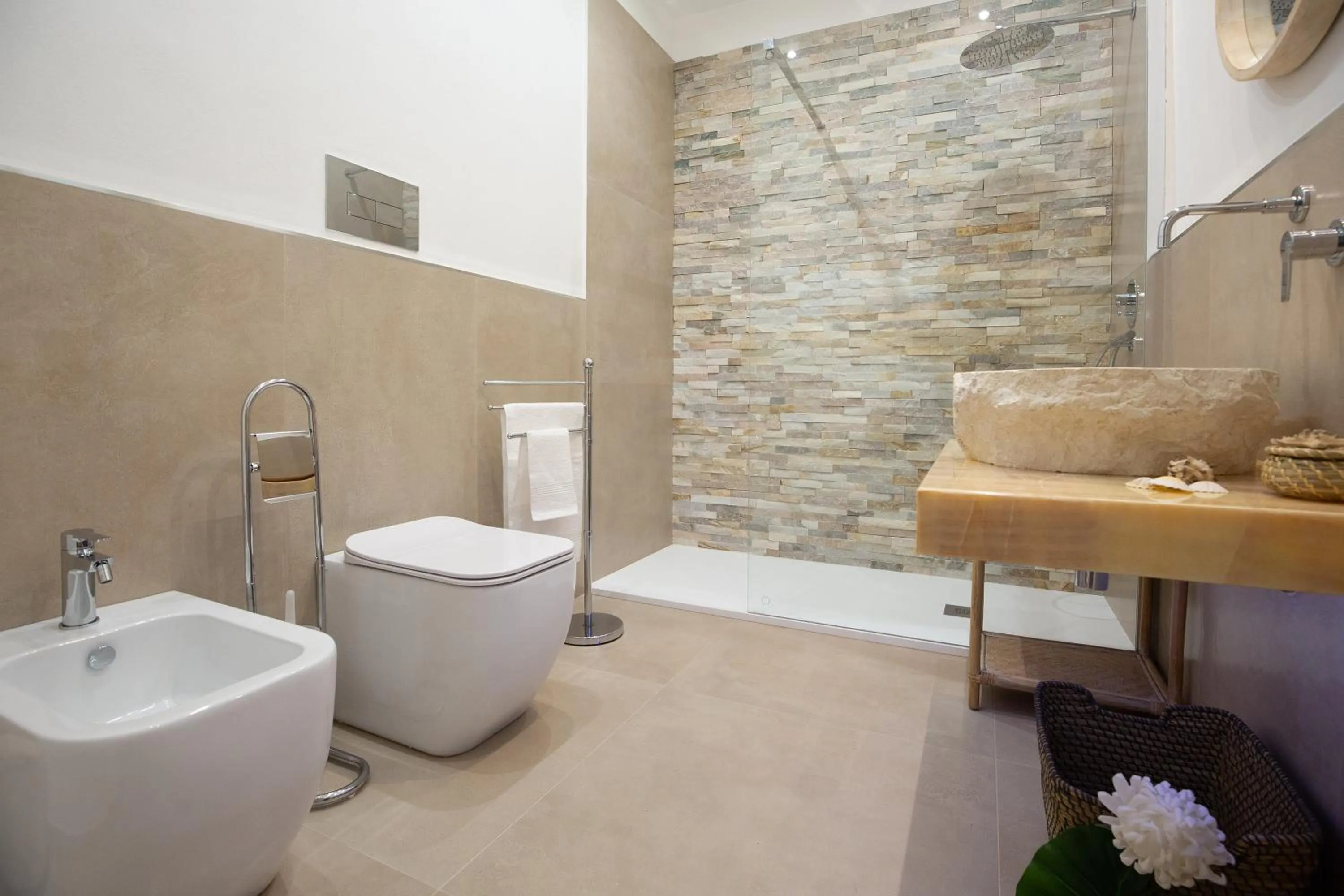 Bathroom in b&b le onde praiola