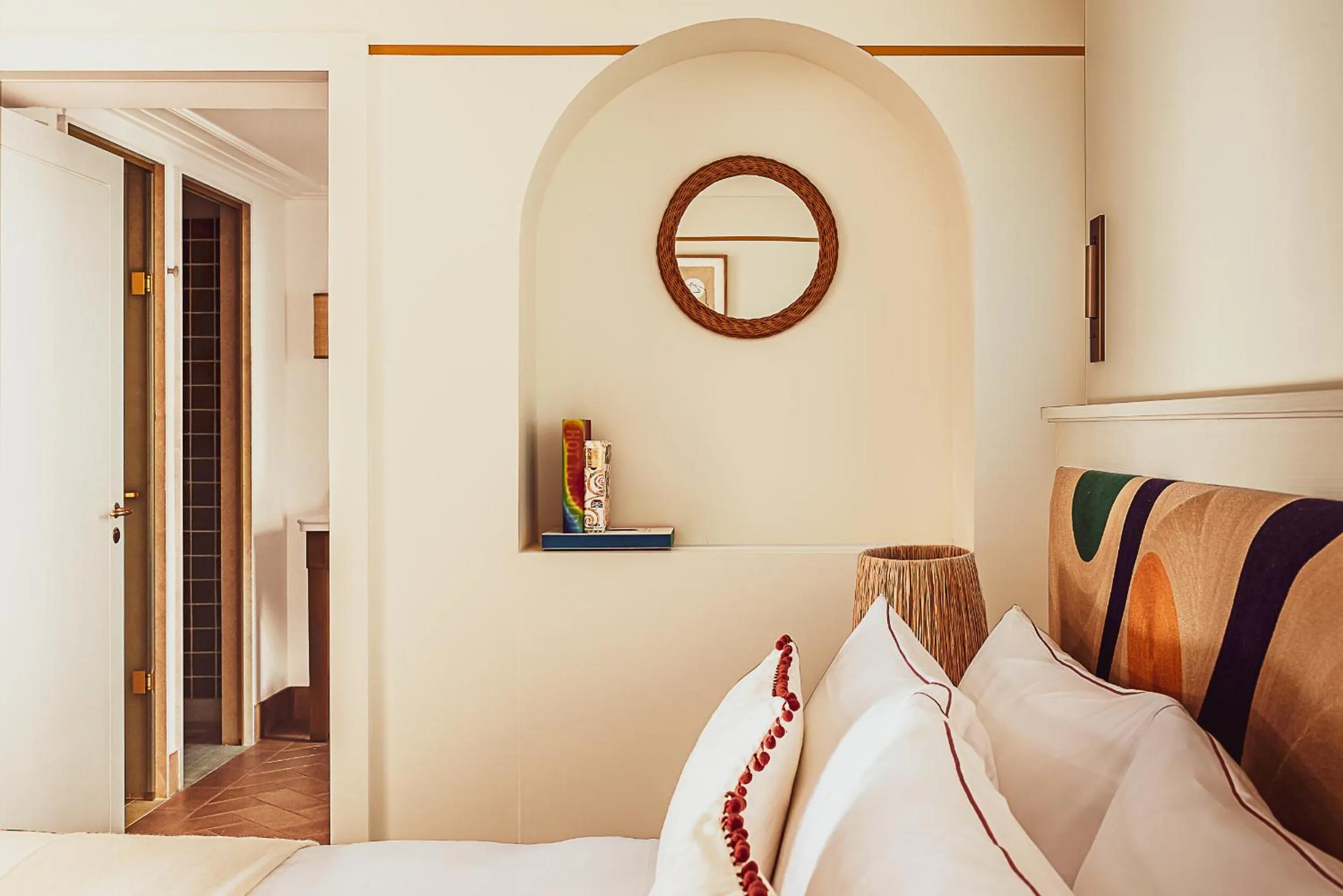 Bedroom, Bed in Hotel Lou Pinet