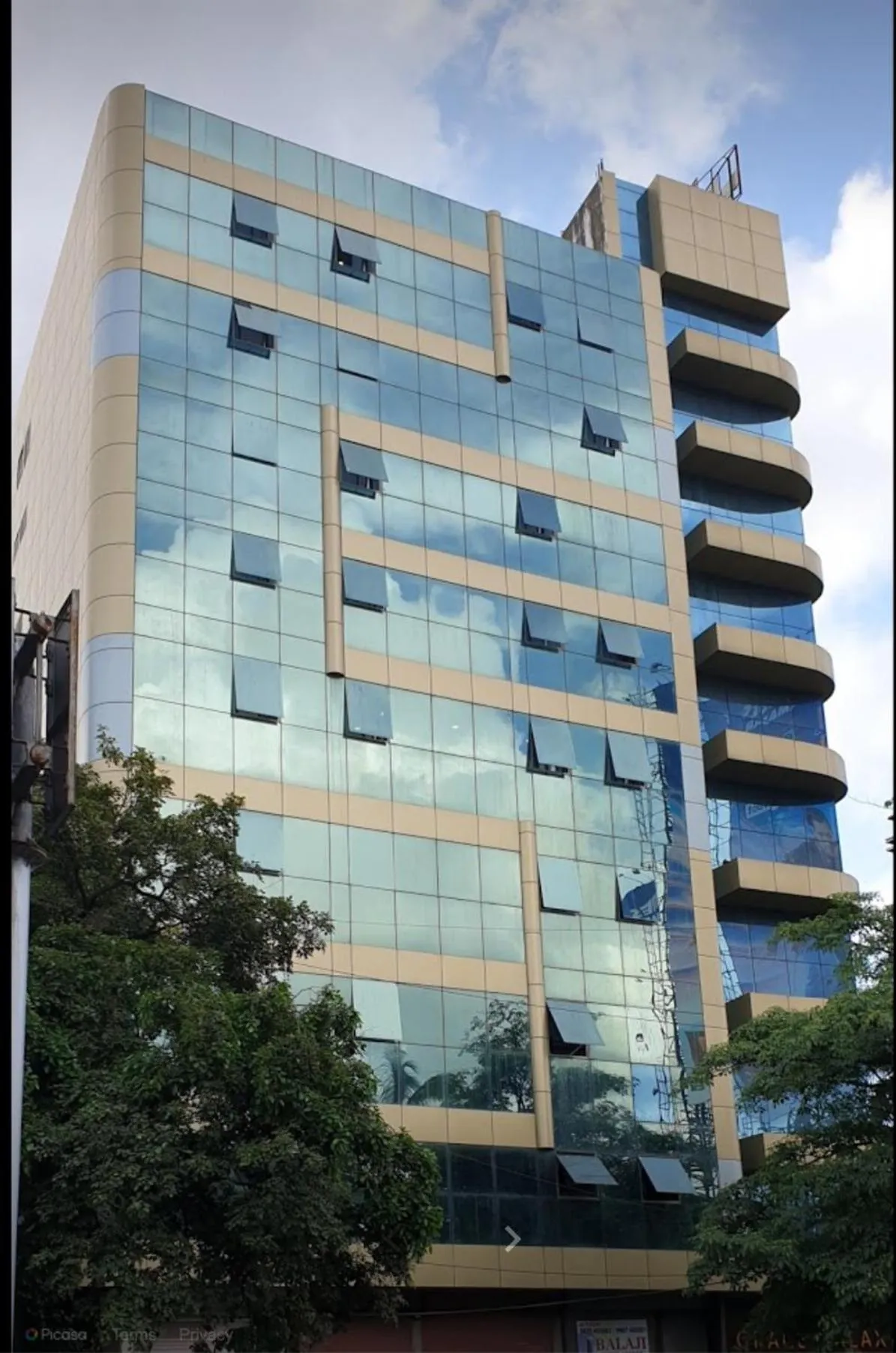 Property building in Hotel Grace Galaxy