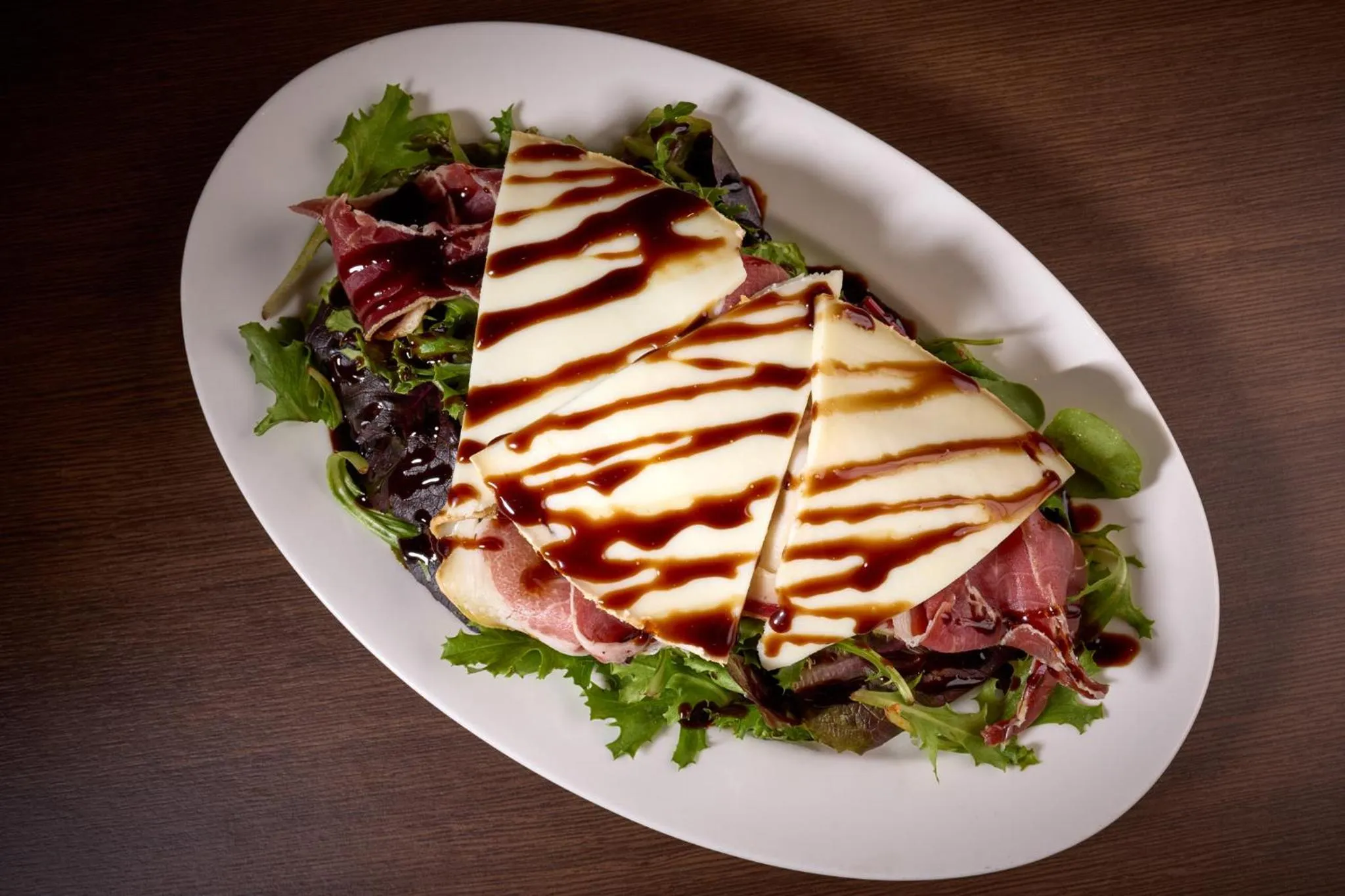 Restaurant/places to eat in Hôtel Roissy