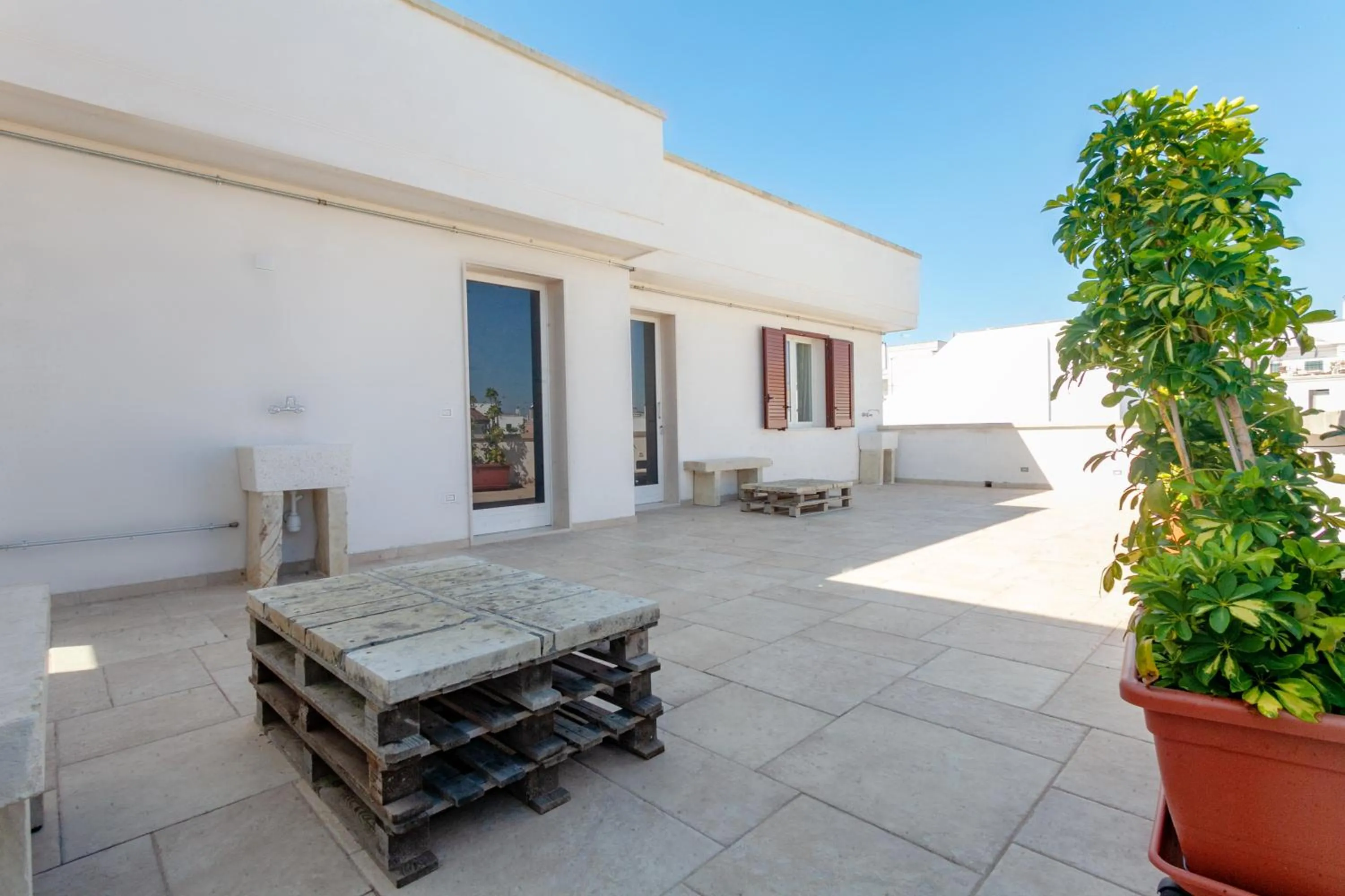 Facade/entrance in aestatisdomus