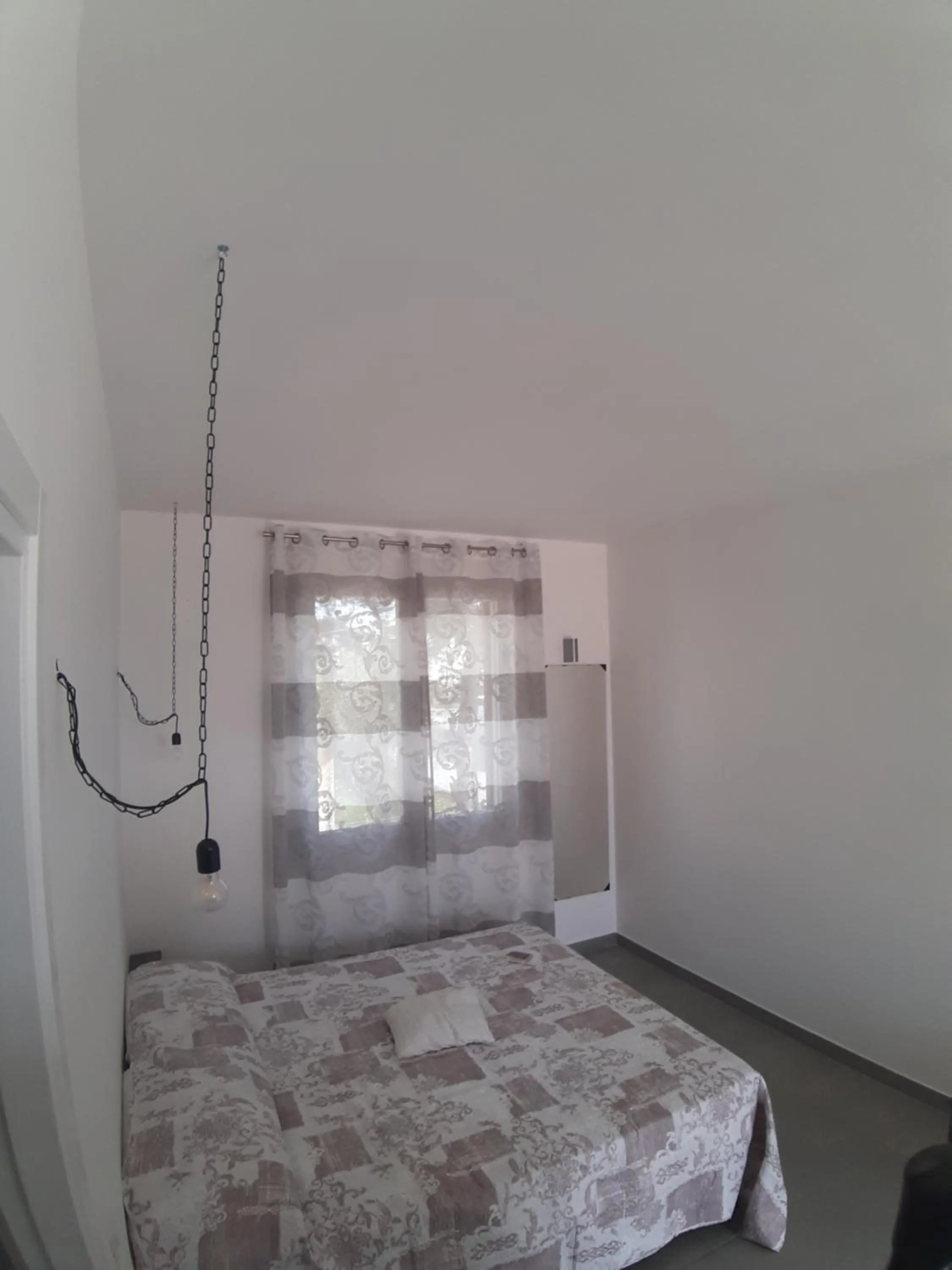 Bed in aestatisdomus