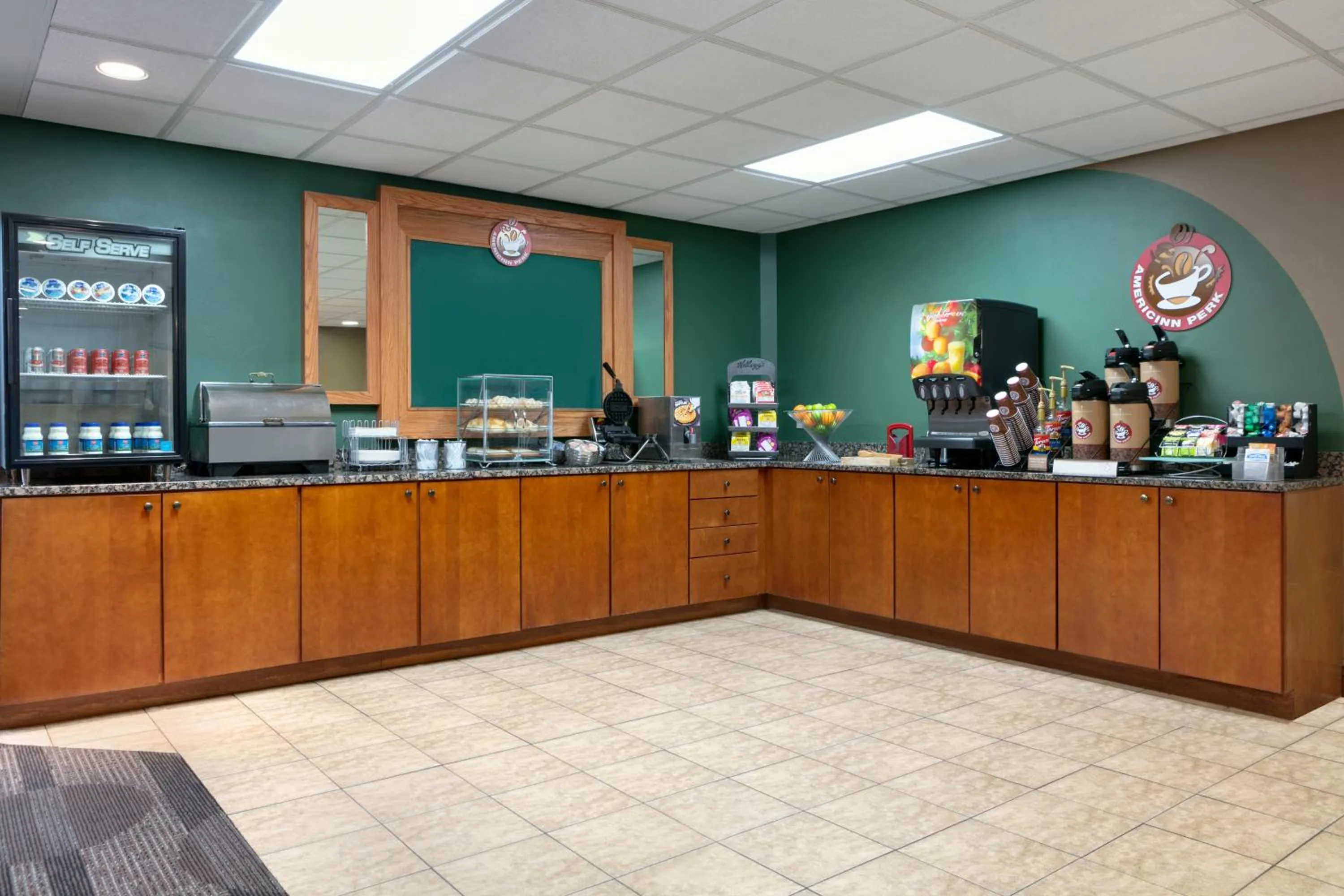 Continental breakfast in Mountain Valley Lodge Hailey Sun Valley