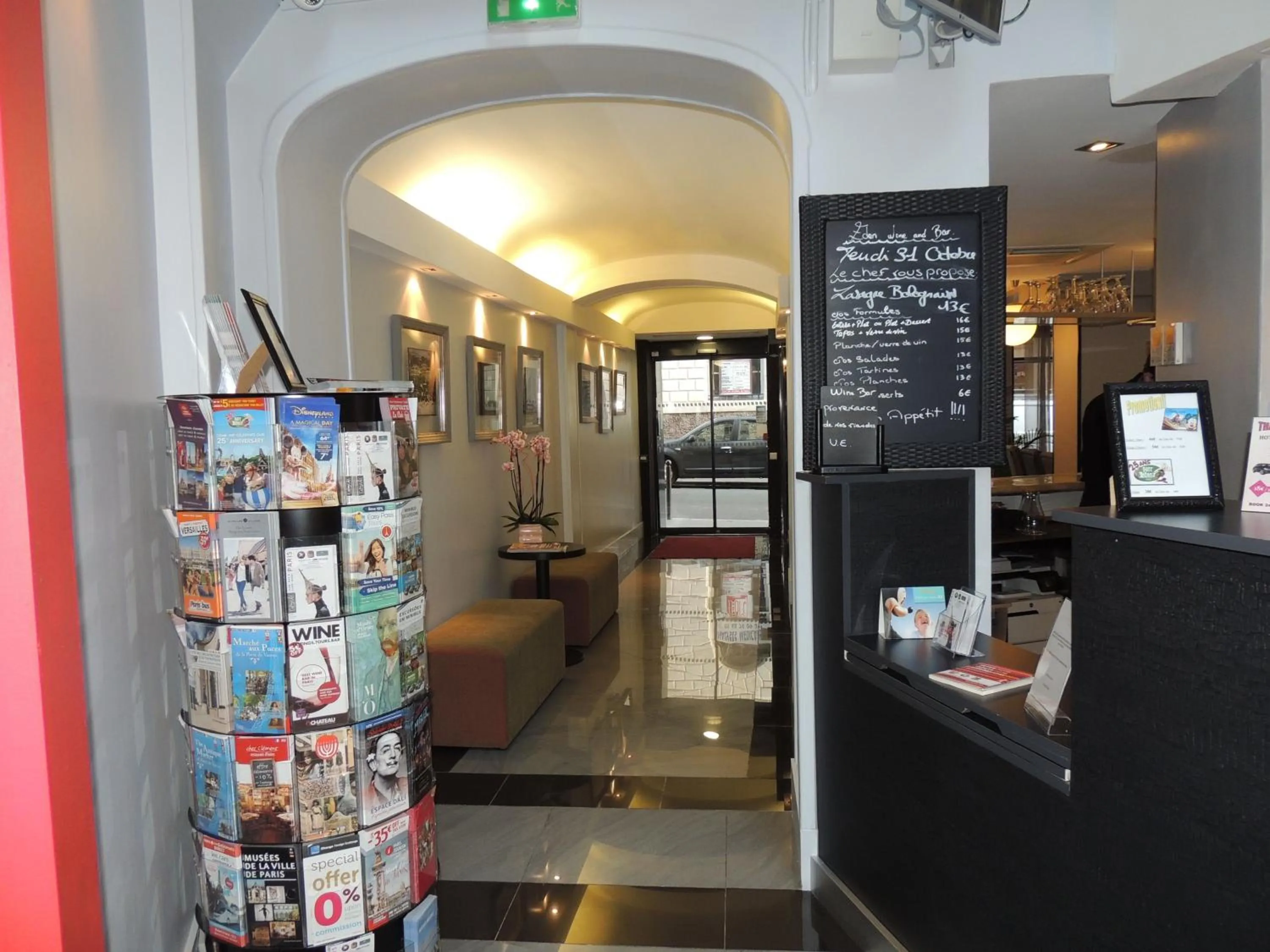 Lobby or reception in Hôtel Eden Opéra