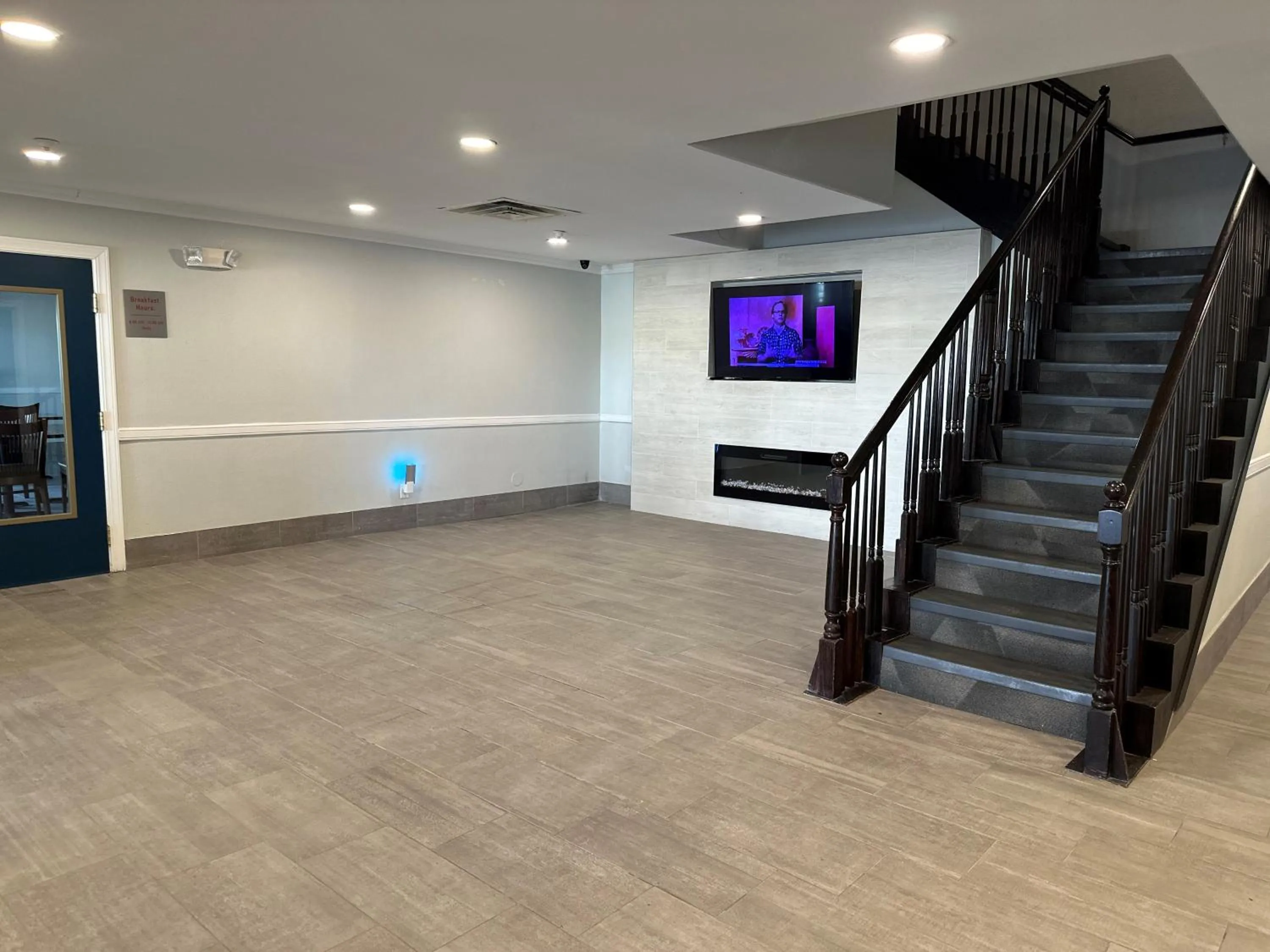 Lobby or reception in Motel 6 Hobbs, NM - Event Center