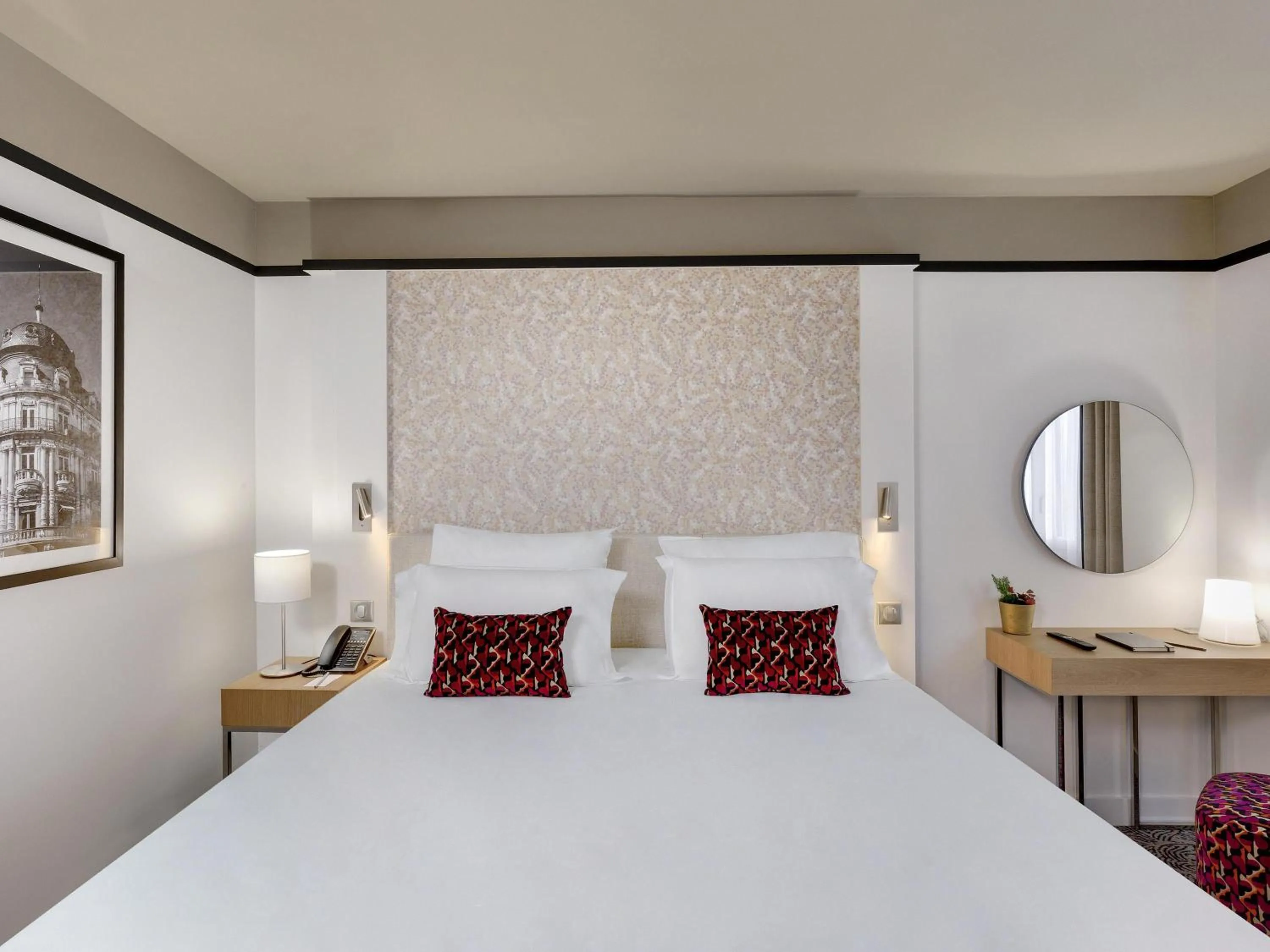 Bedroom, Bed in Pullman La Pléiade Montpellier Centre