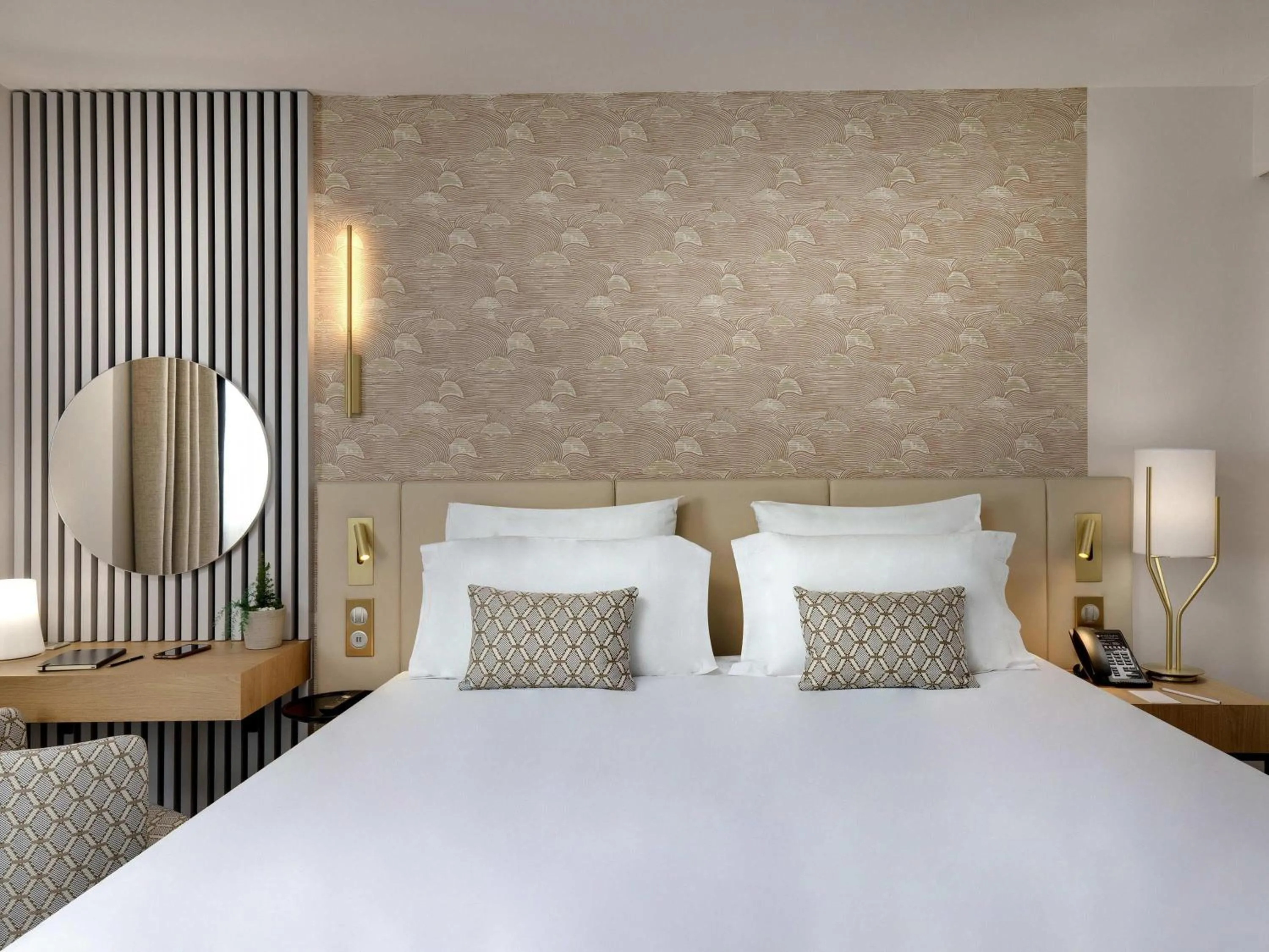 Bedroom, Bed in Pullman La Pléiade Montpellier Centre