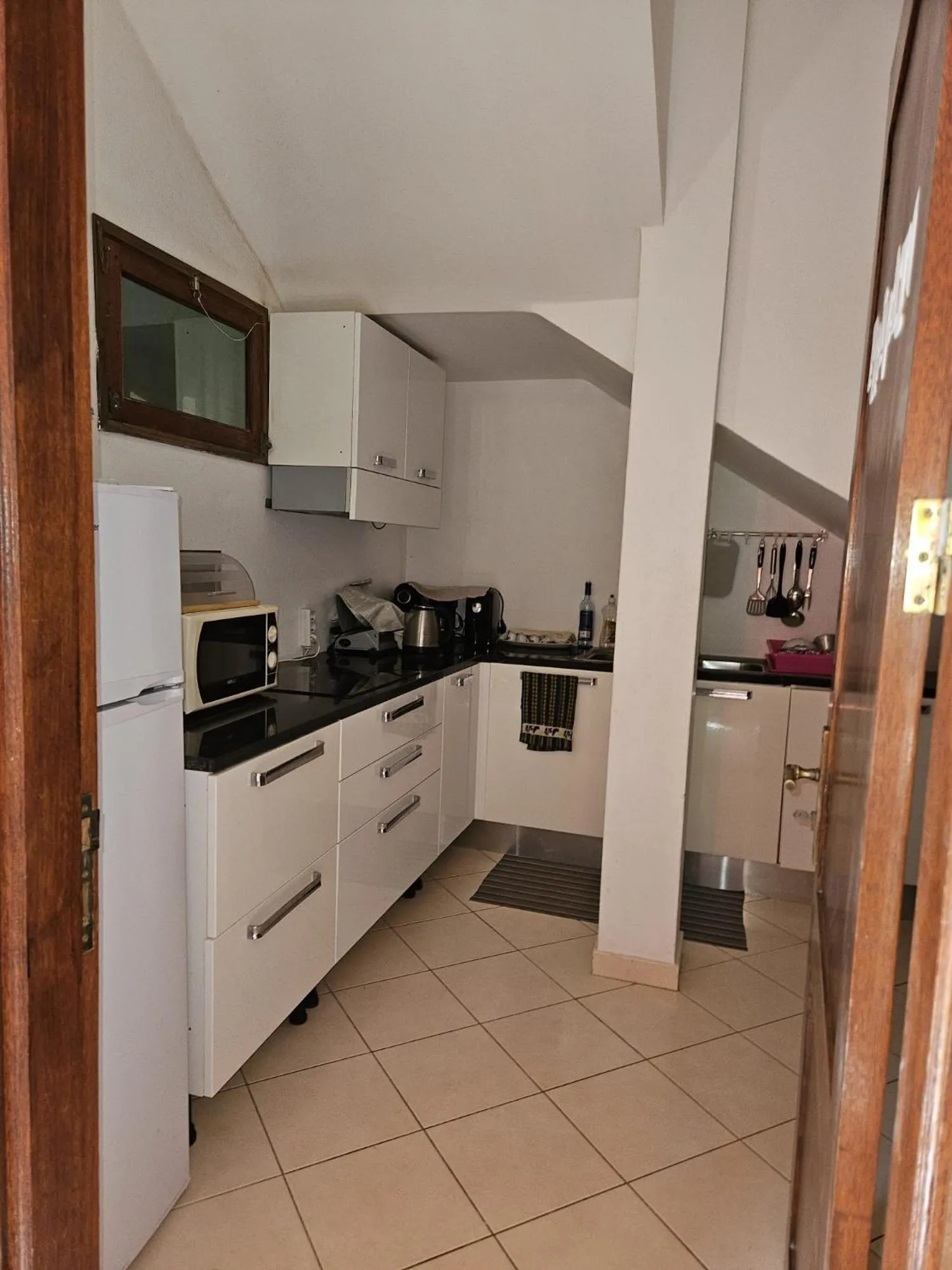 Kitchen or kitchenette in Blue Eagle Guesthouse - Casa de hospedes