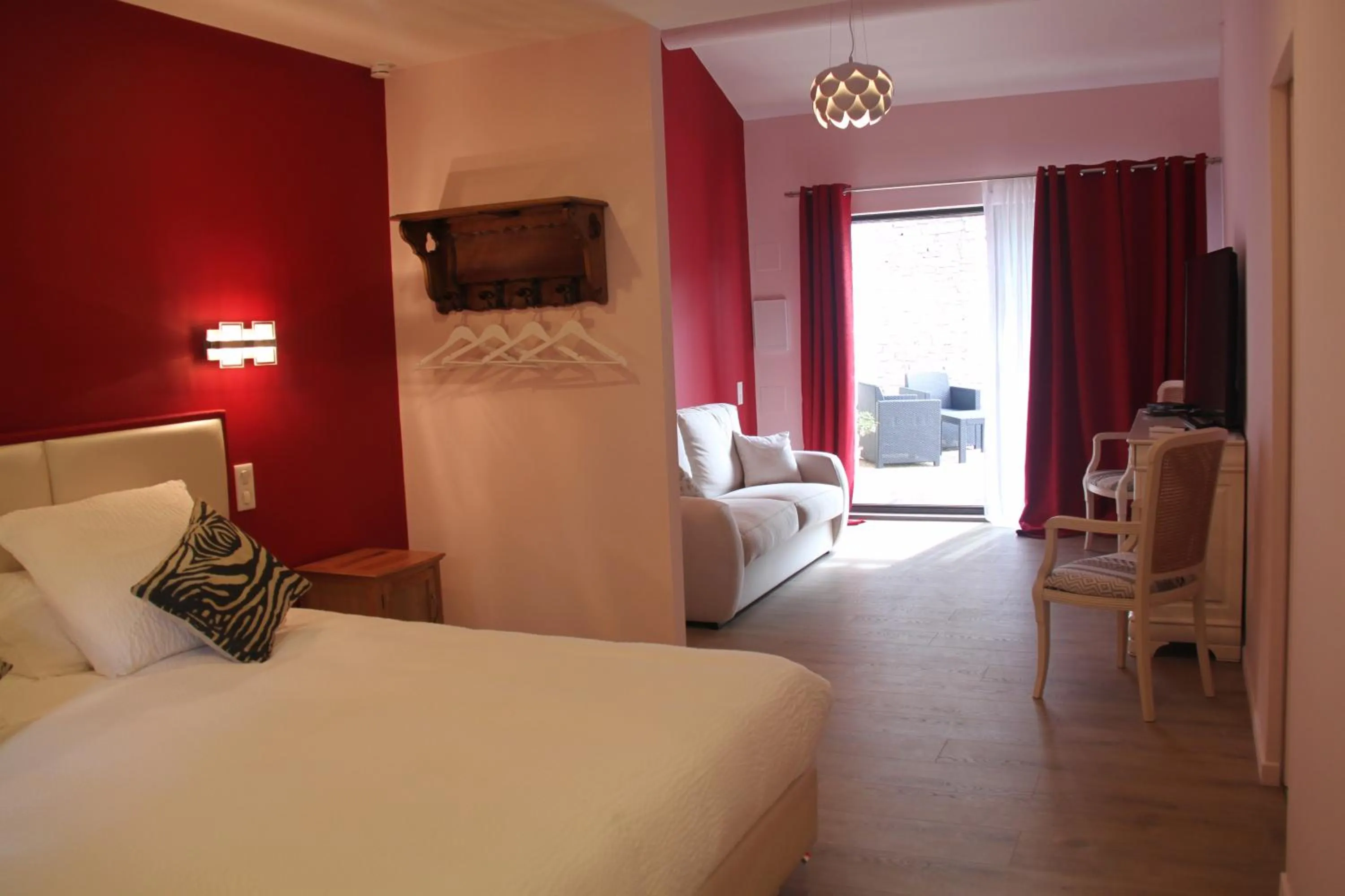 Le Hameau Fleur de Pierres , Chambre , Gite et Table d'Hôtes