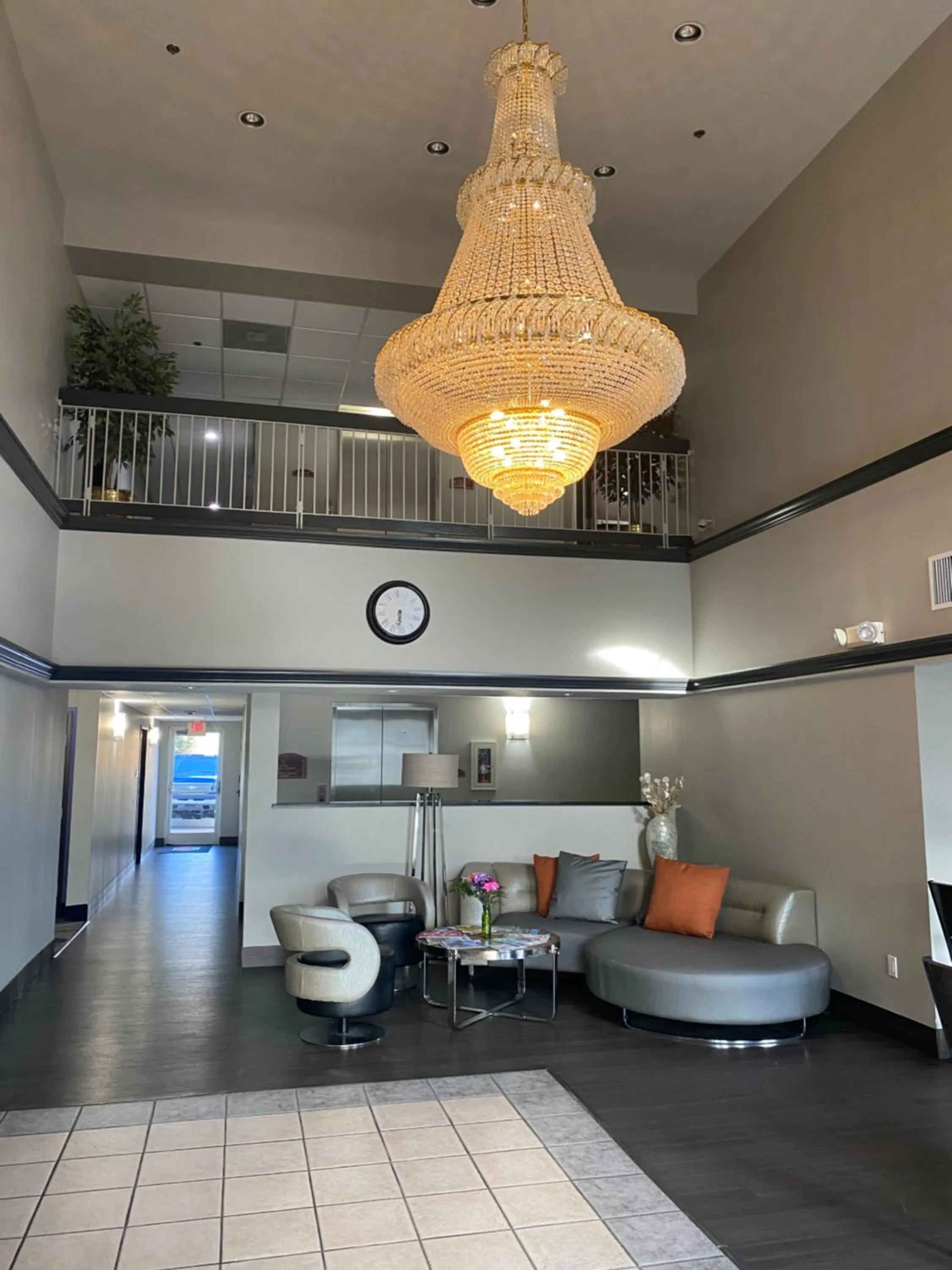 Super 8 by Wyndham Weatherford