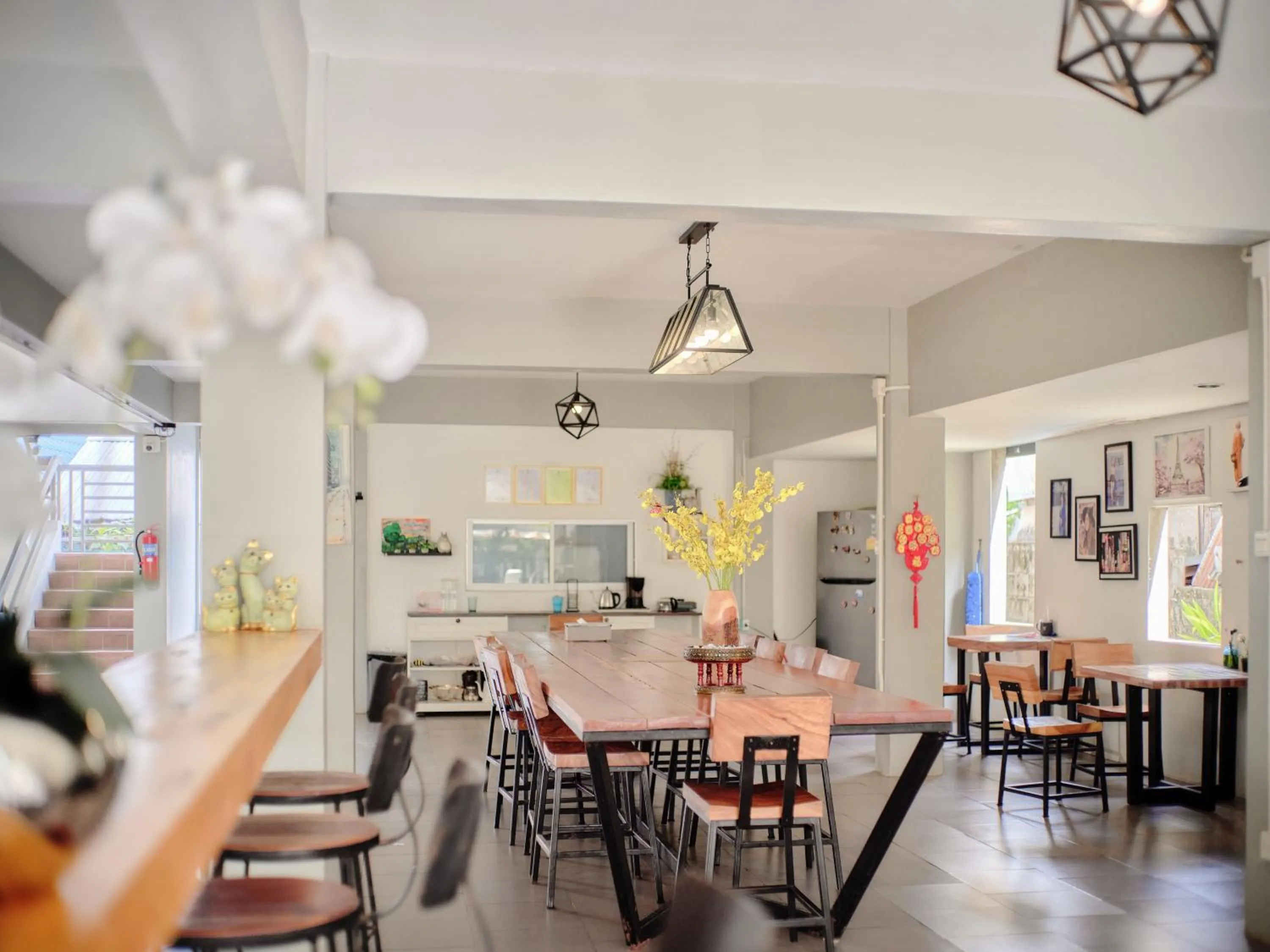 Seating area in Chiangmai Inn Guesthouse