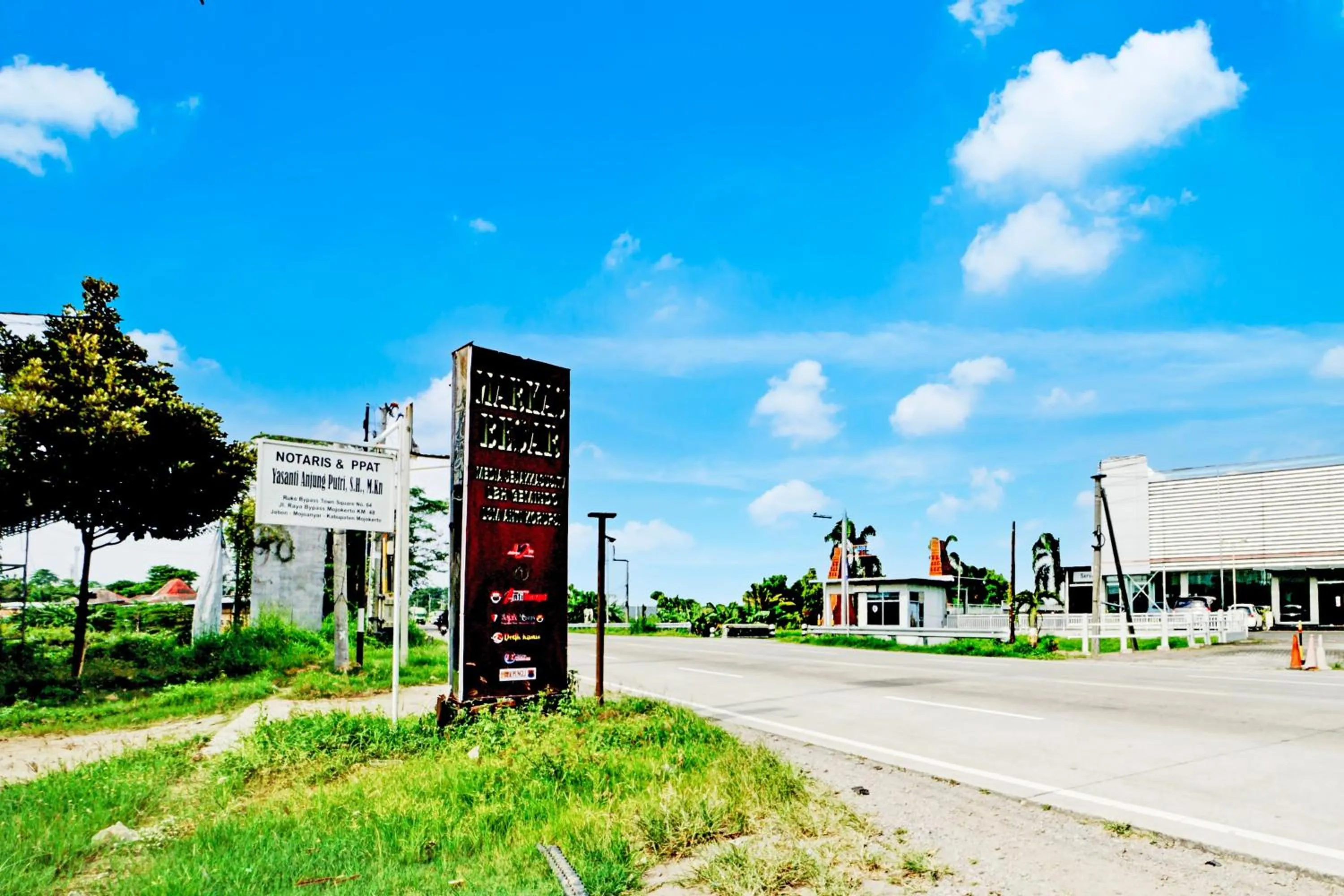 Lobby or reception in Hotel O Mojoanyar Near Terminal Bis Mojokerto