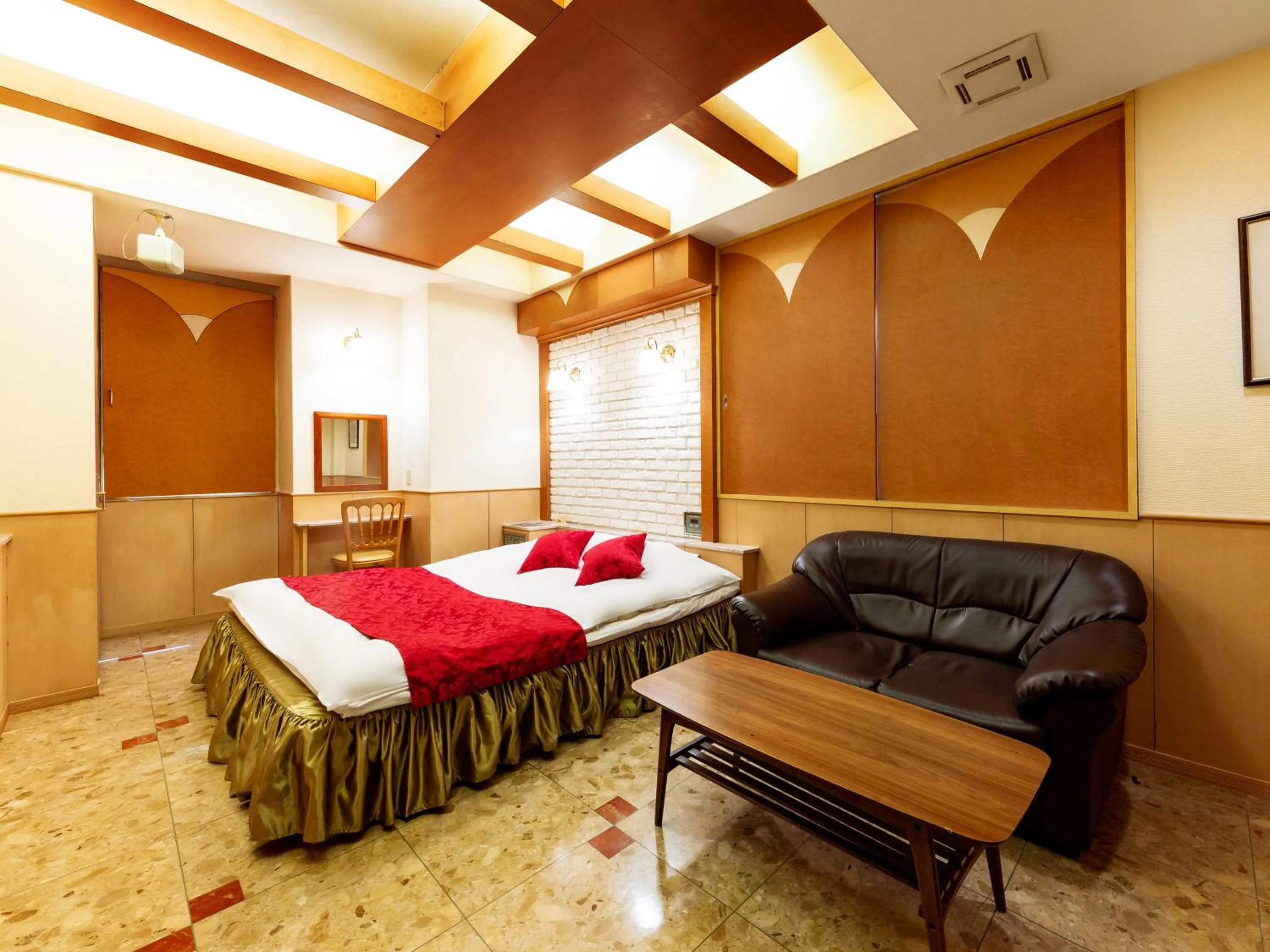 Bed in Hotel Mine (Love Hotel)