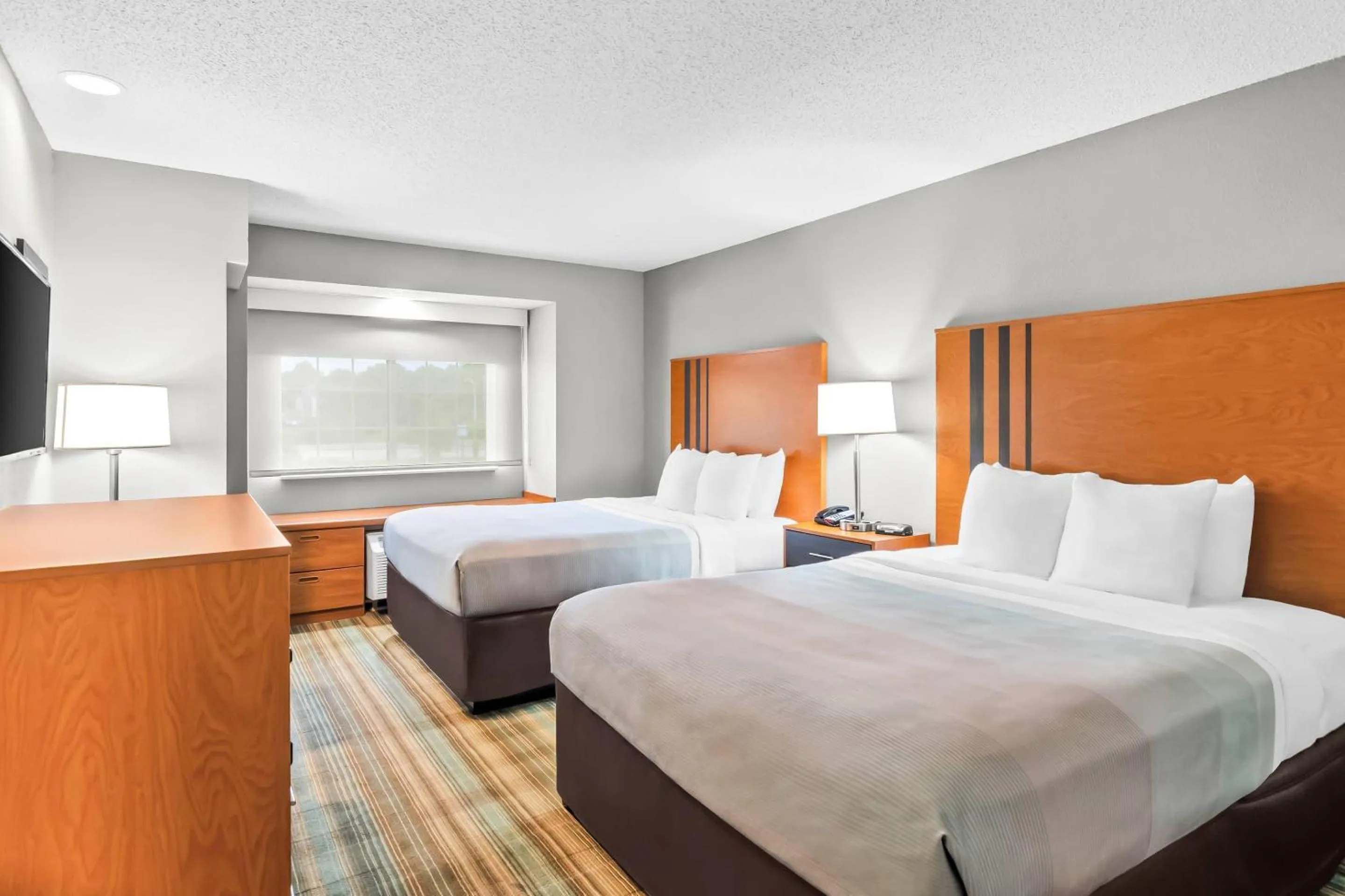 Bedroom, Bed in Quality Inn & Suites I-81 Exit 7