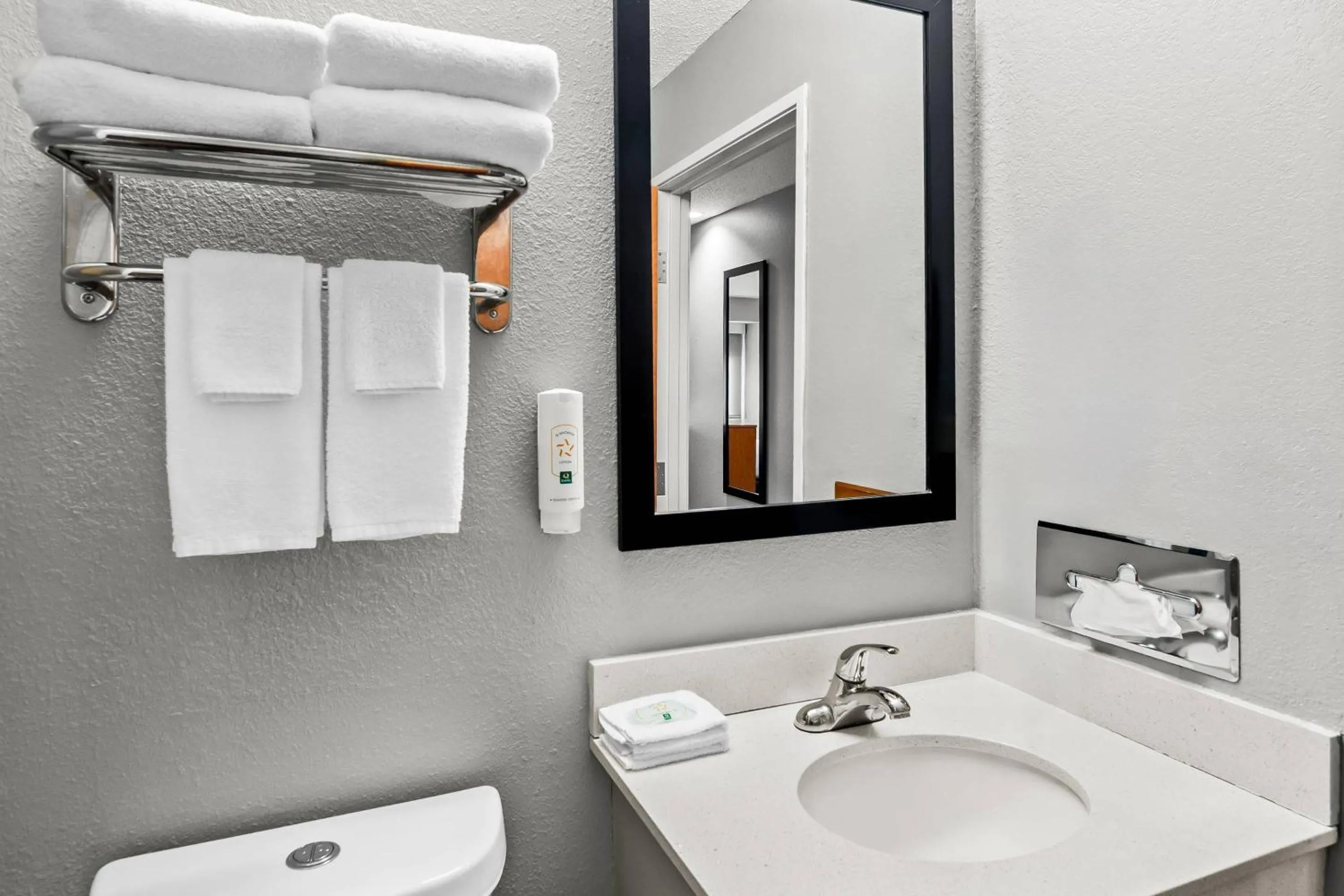 Bedroom in Quality Inn & Suites I-81 Exit 7