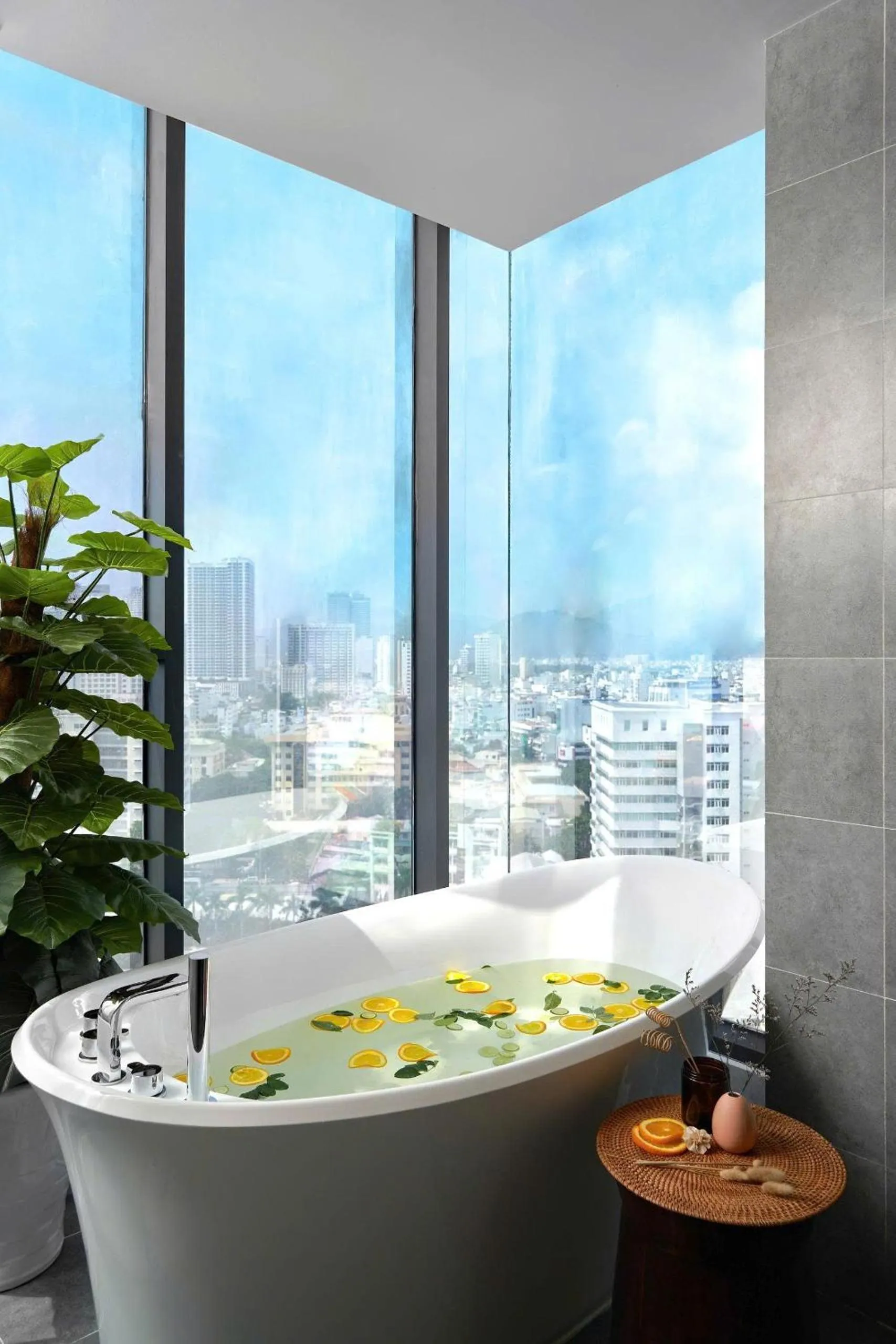 Bath in Em Oi Boutique Hotel