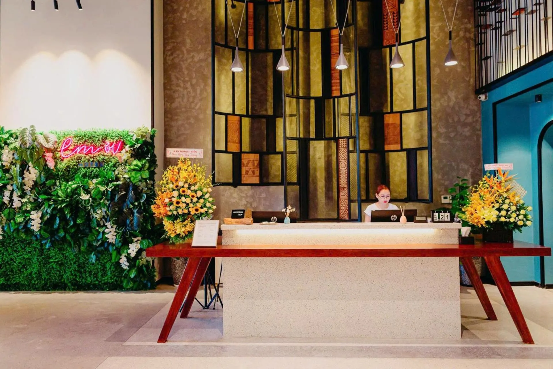 Lobby or reception in Em Oi Boutique Hotel