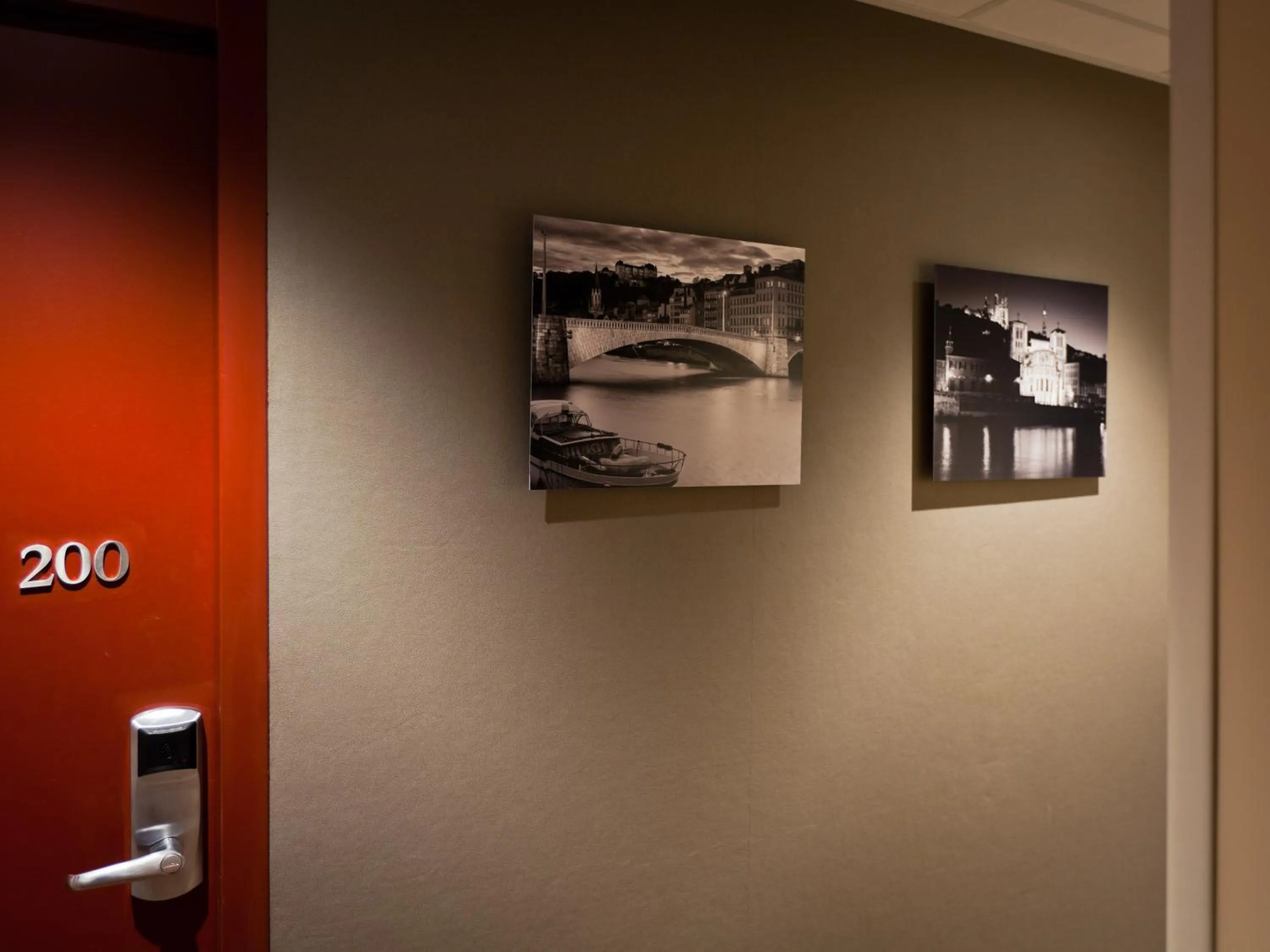 Hotel Des Remparts Perrache