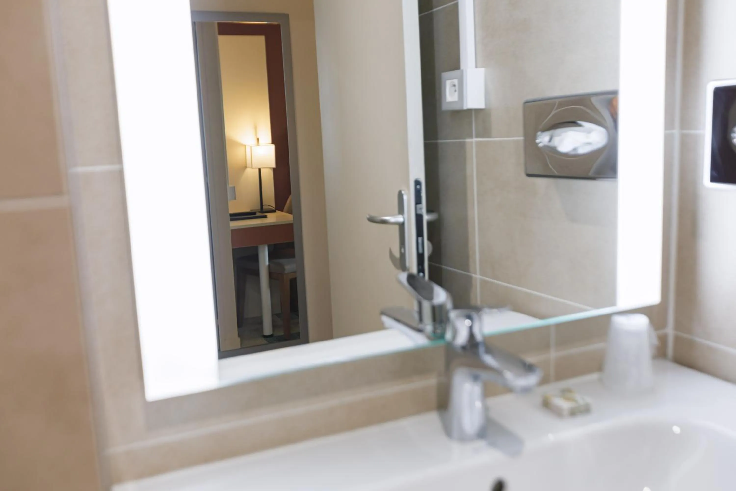 Hotel Des Remparts Perrache