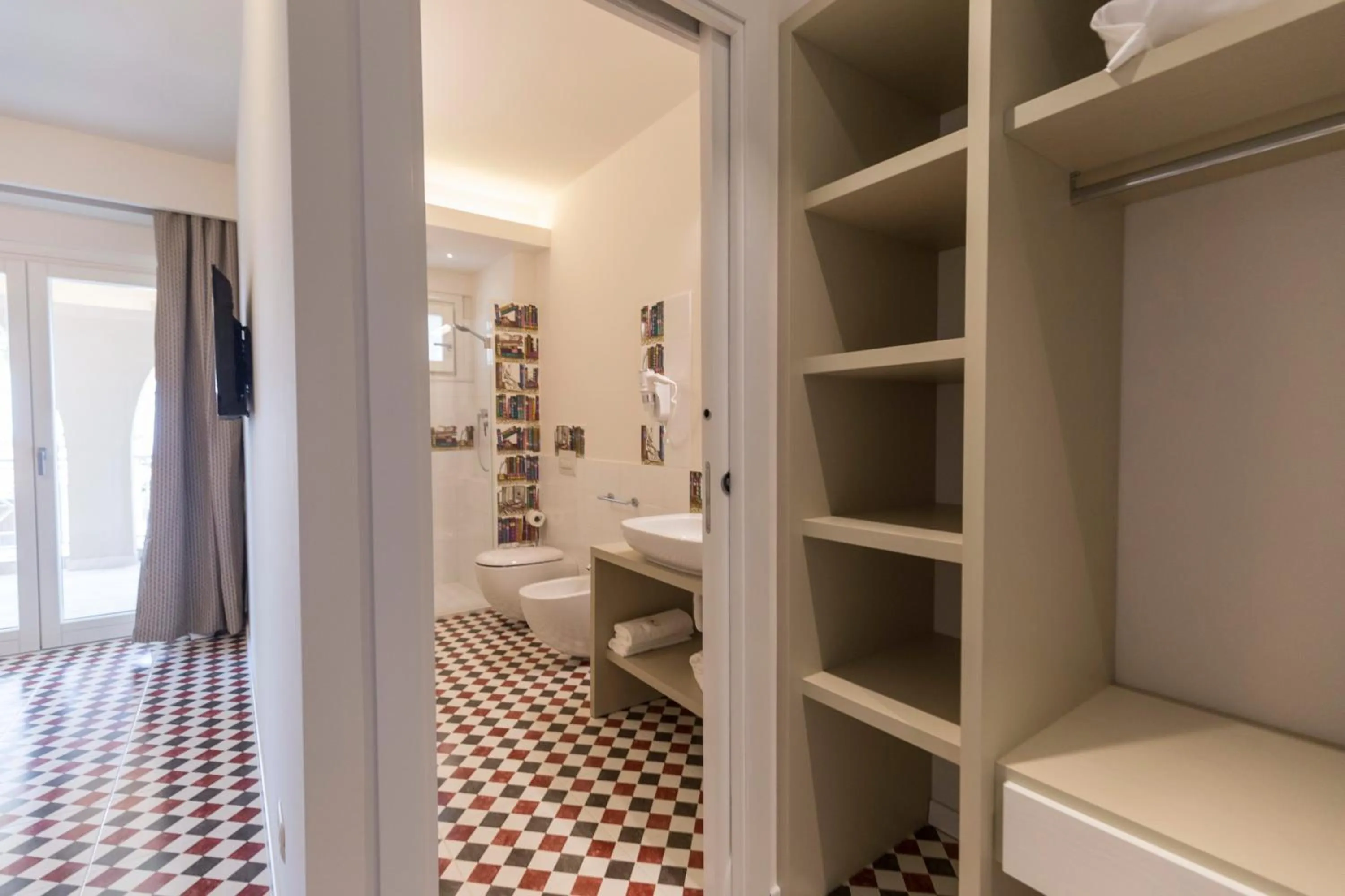 Photo of the whole room in Suite Hotel L'Oasi di Riaci