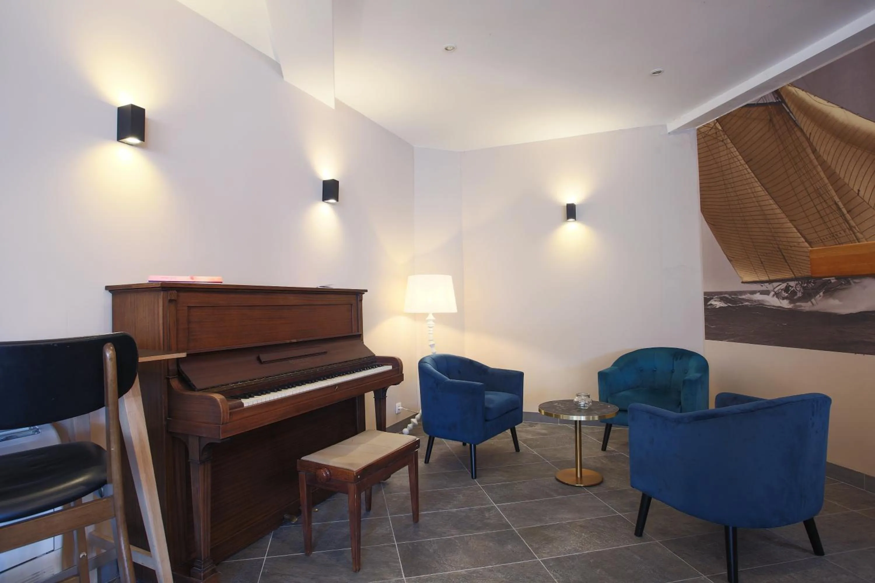 Hotel Brise de Mer - Piscine intérieure & extérieure