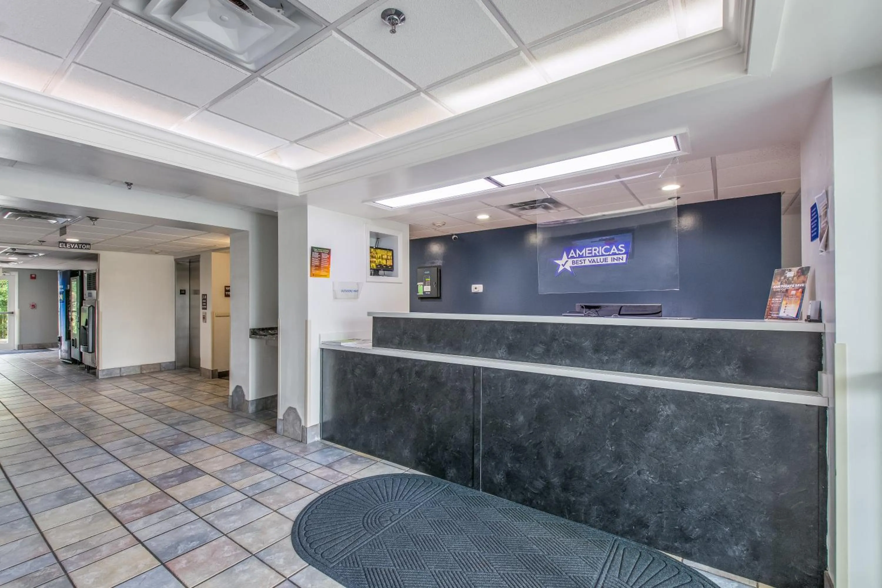 Lobby or reception in Americas Best Value Inn-Knoxville East
