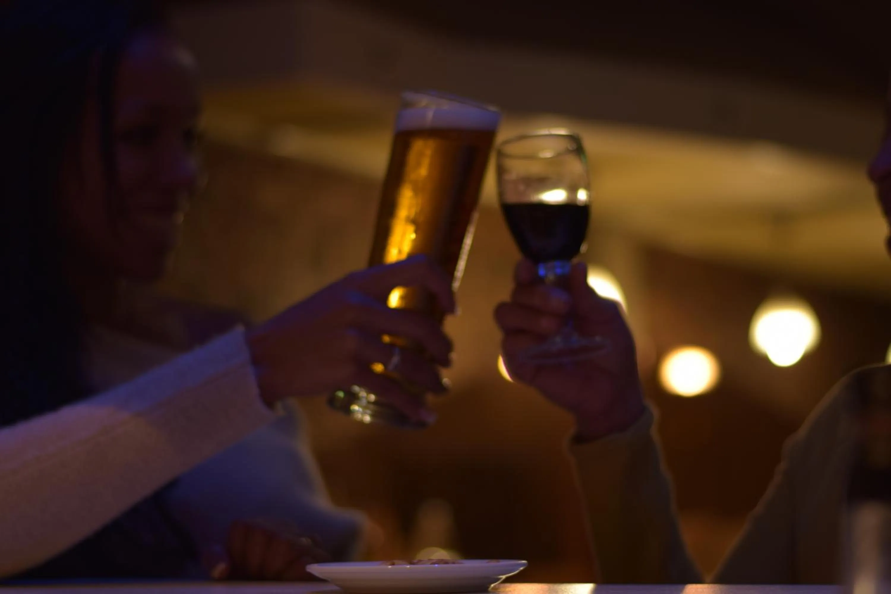 Lounge or bar in Cit'Hotel Escatel