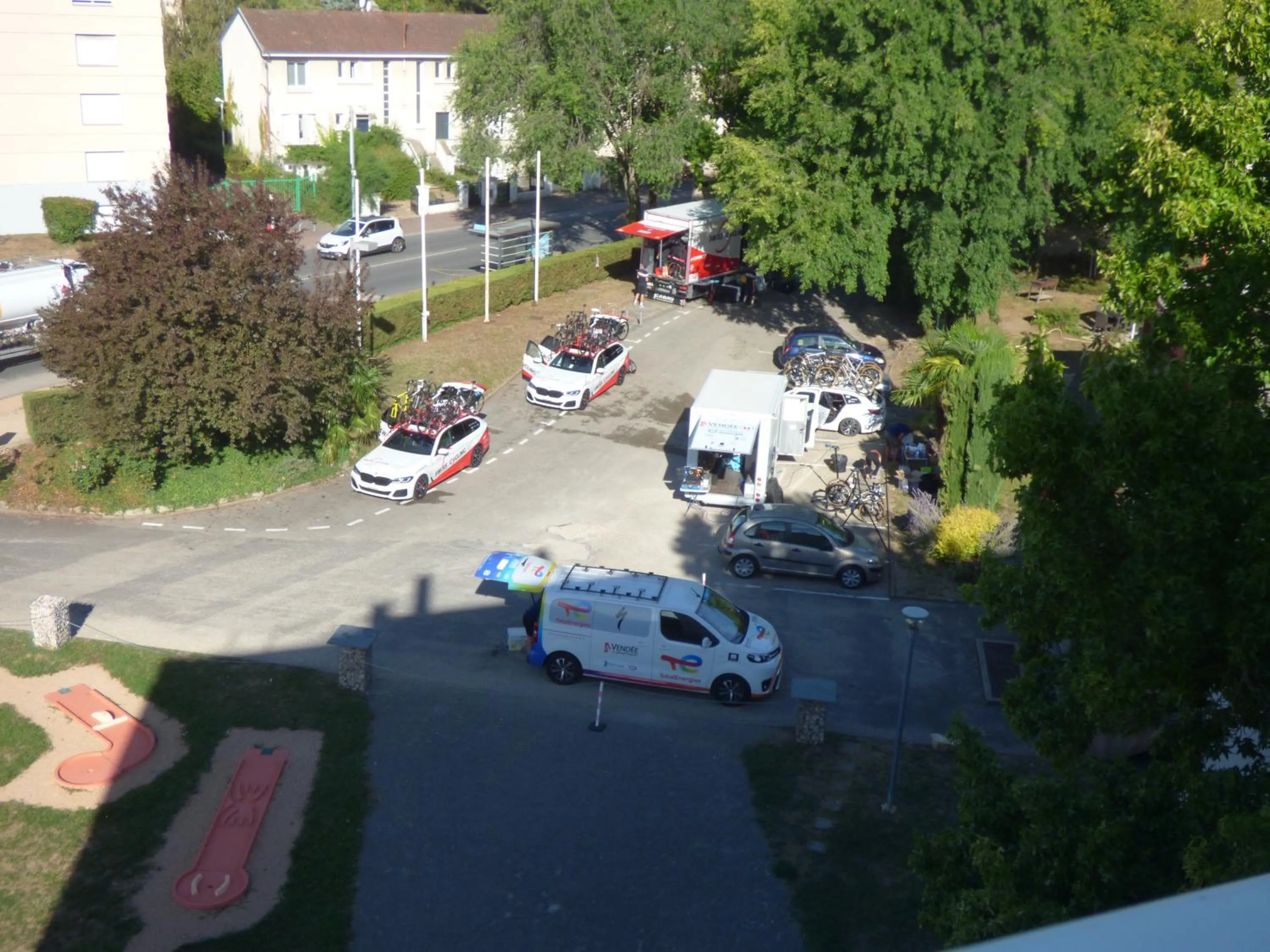 Parking in Cit'Hotel Escatel