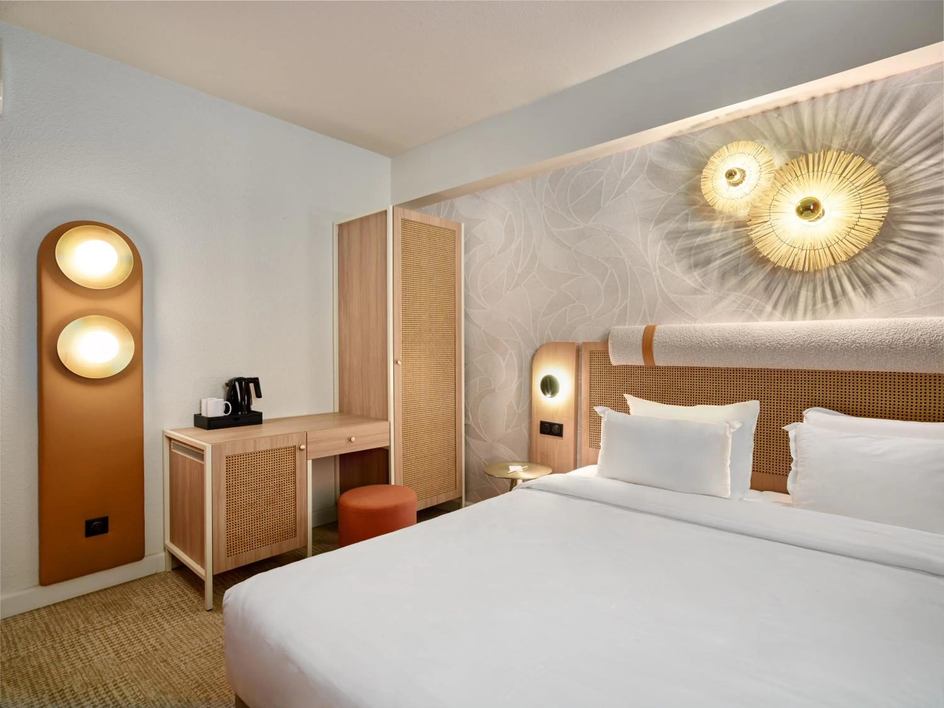 Bed in Radisson Hotel Clermont-Ferrand