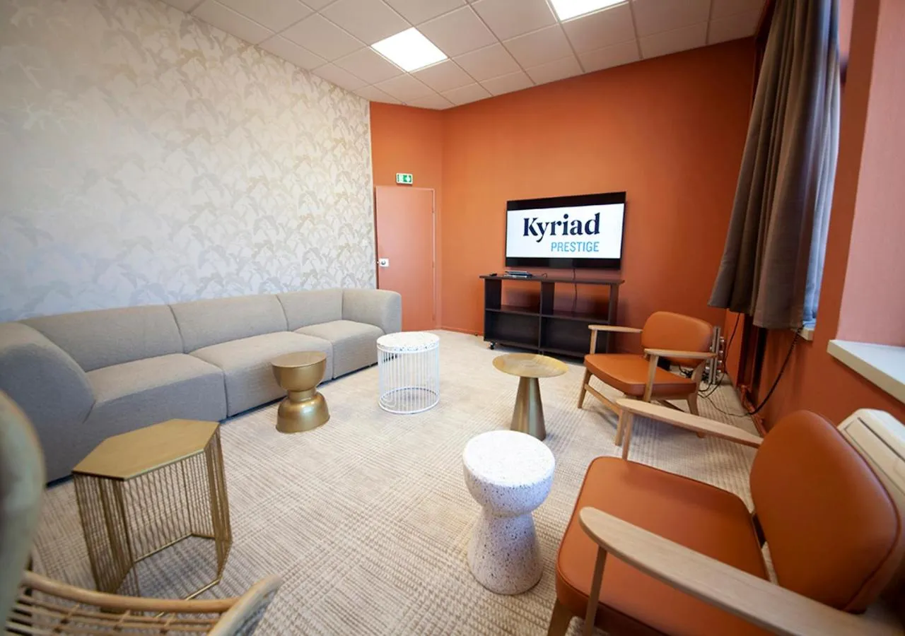 Property building in Kyriad Prestige Hotel Clermont-Ferrand