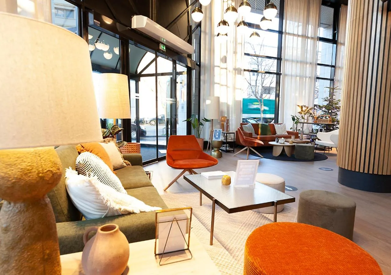 Property building in Kyriad Prestige Hotel Clermont-Ferrand