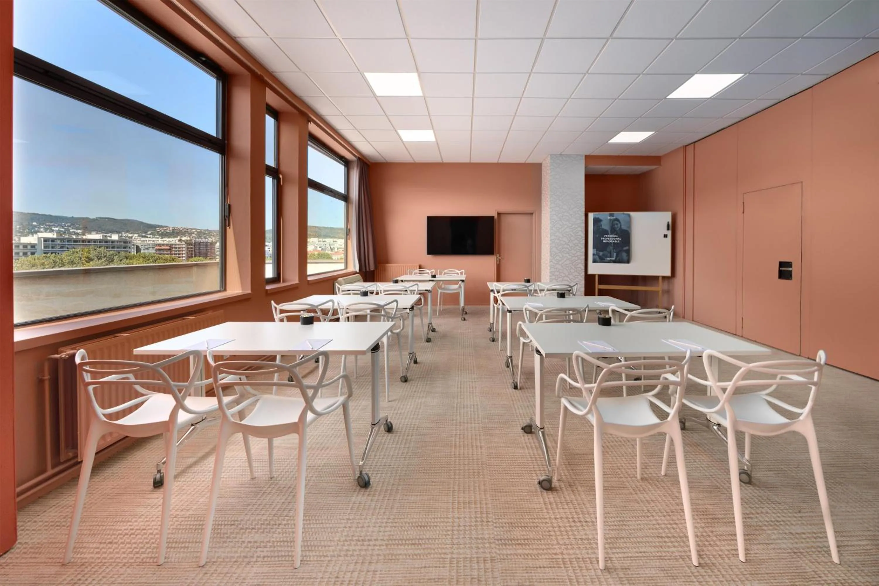 Meeting/conference room in Radisson Hotel Clermont-Ferrand