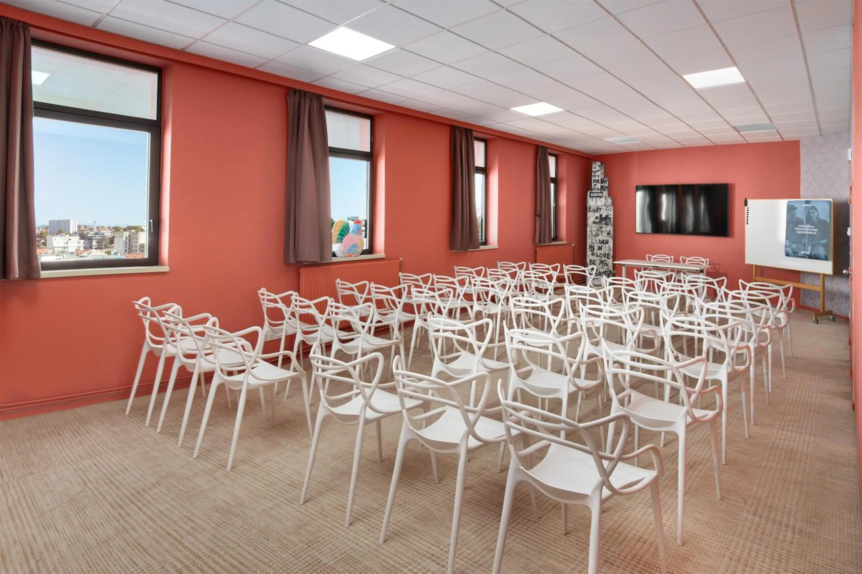 Meeting/conference room in Radisson Hotel Clermont-Ferrand