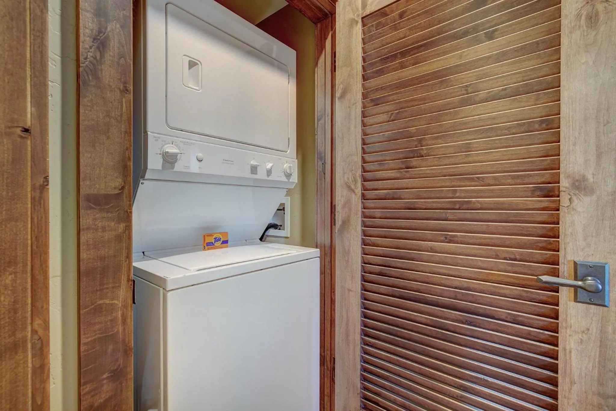 laundry in Crystal Peak Lodge By Vail Resorts