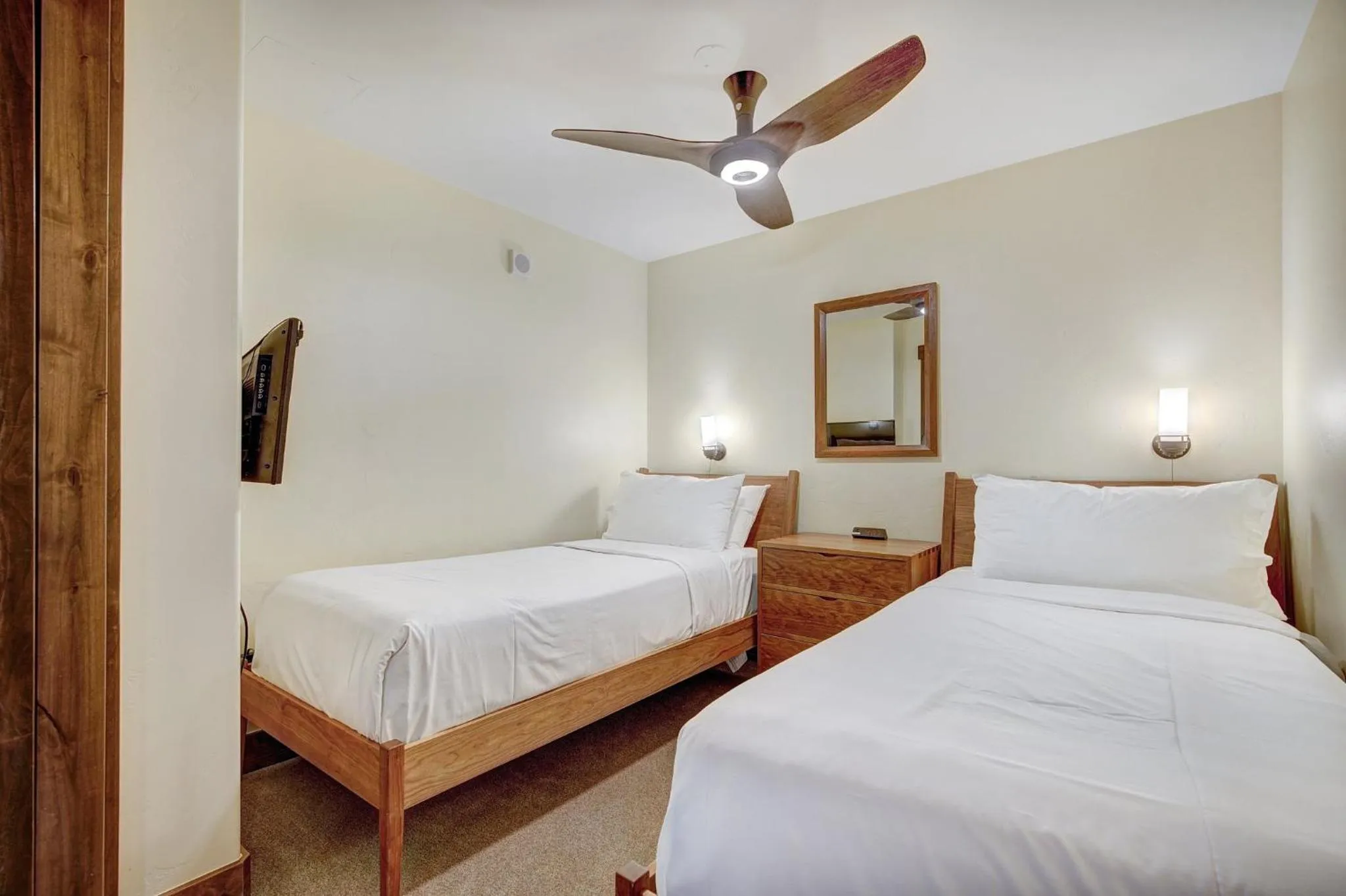 Photo of the whole room, Bed in Crystal Peak Lodge By Vail Resorts