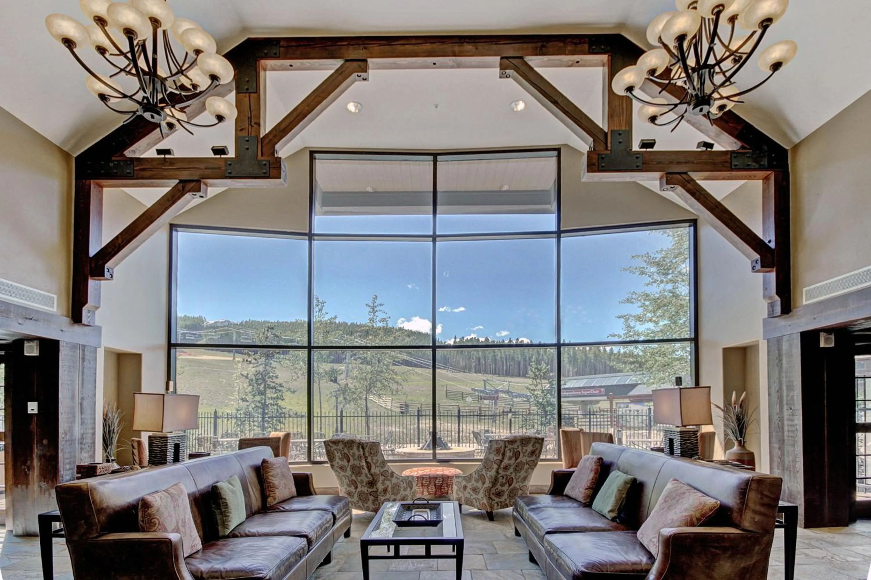Lobby or reception in Crystal Peak Lodge By Vail Resorts