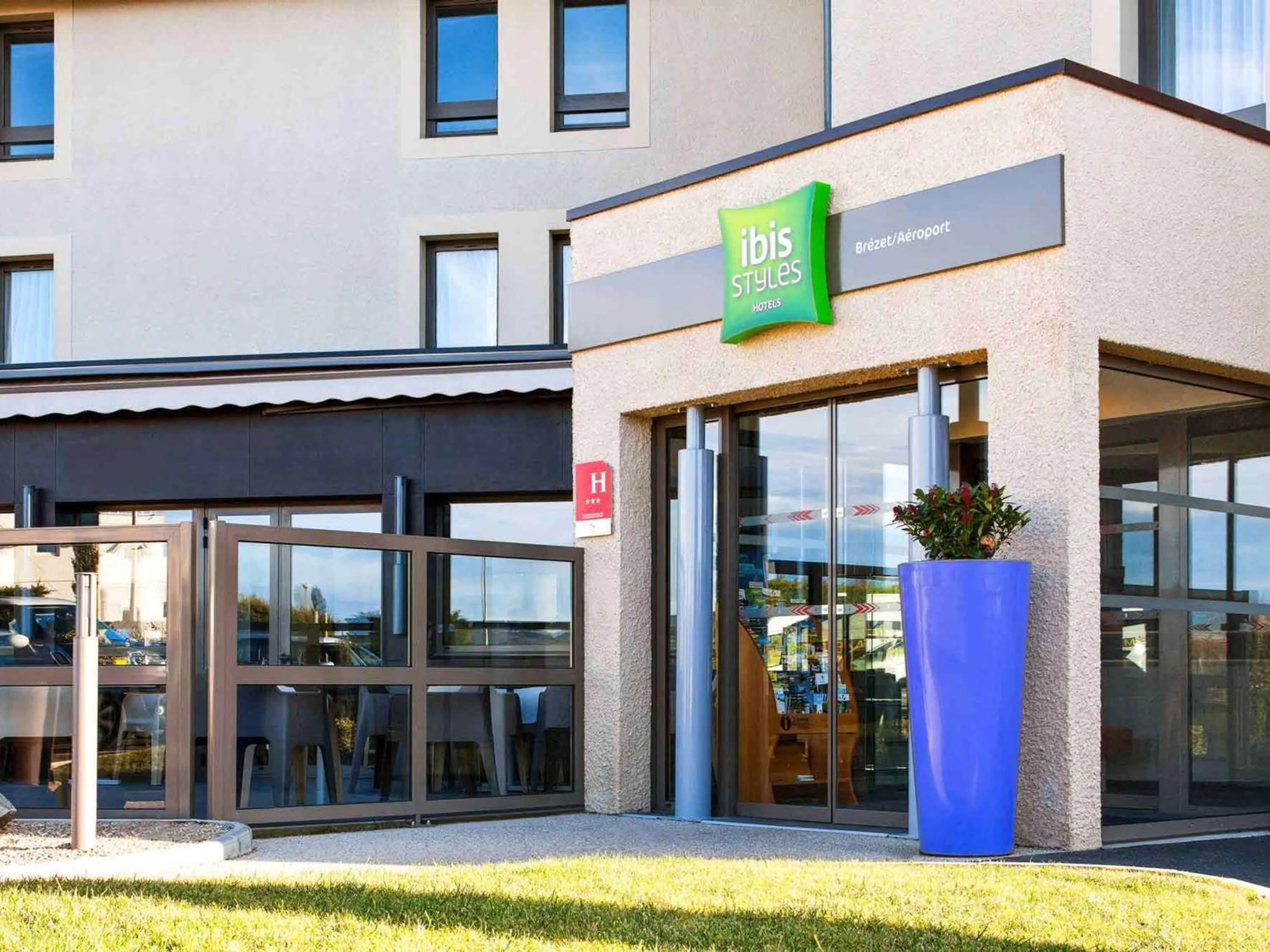 Property building in ibis Styles Clermont-Ferrand Aéroport