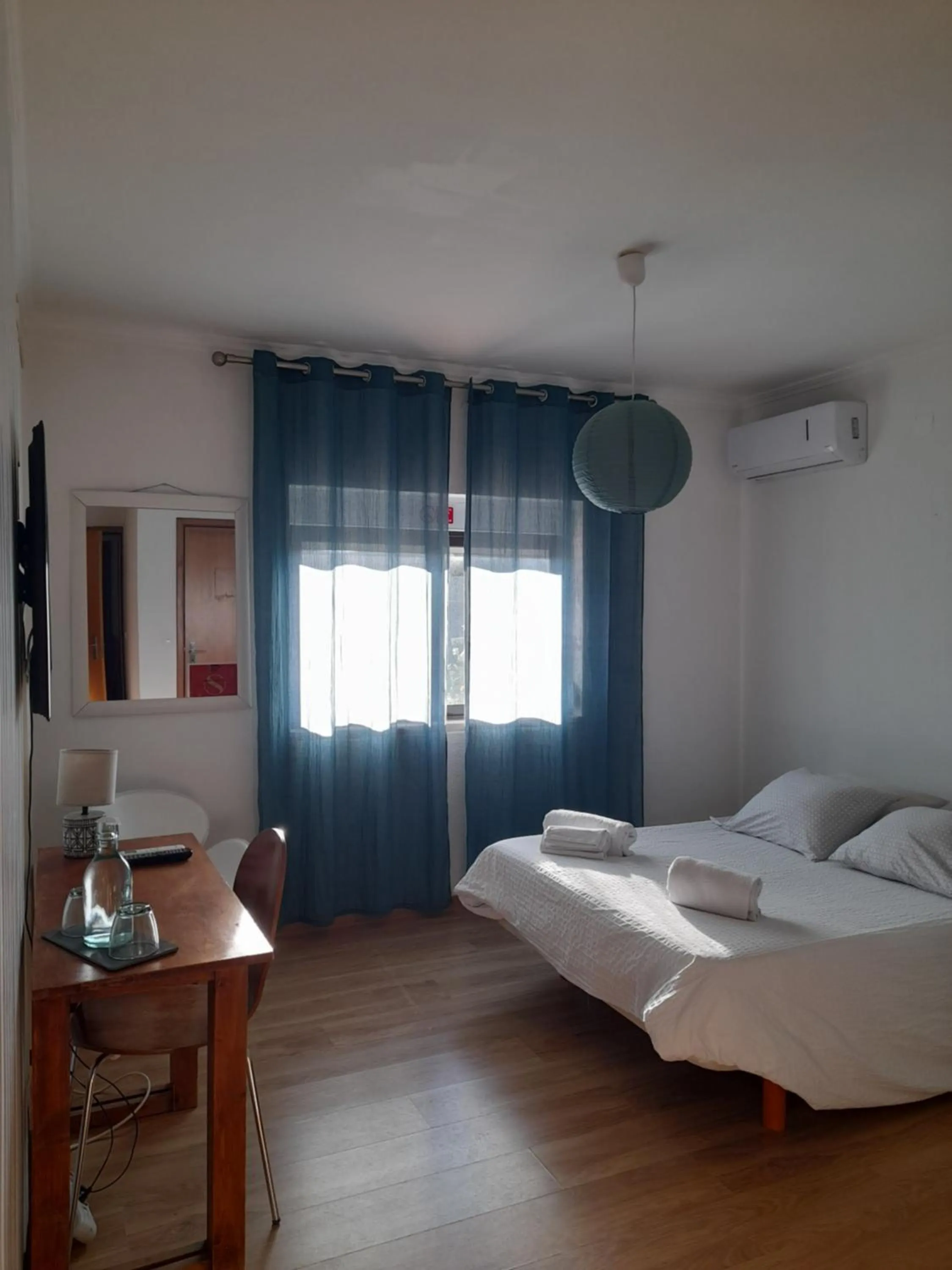 Bed in Sublime Sun & Van - By Meco Stays