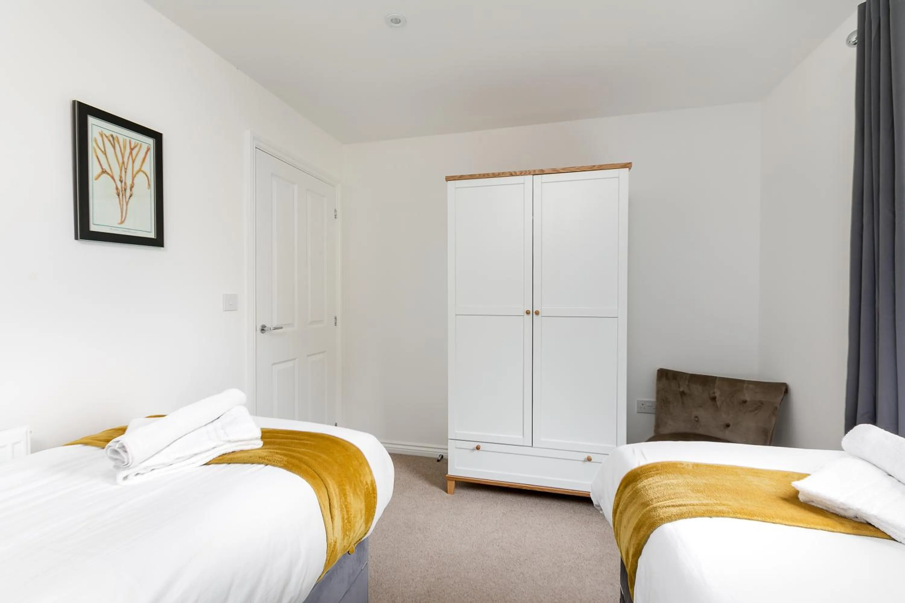 Bed in Hertford Serviced Apartments by Payman Club