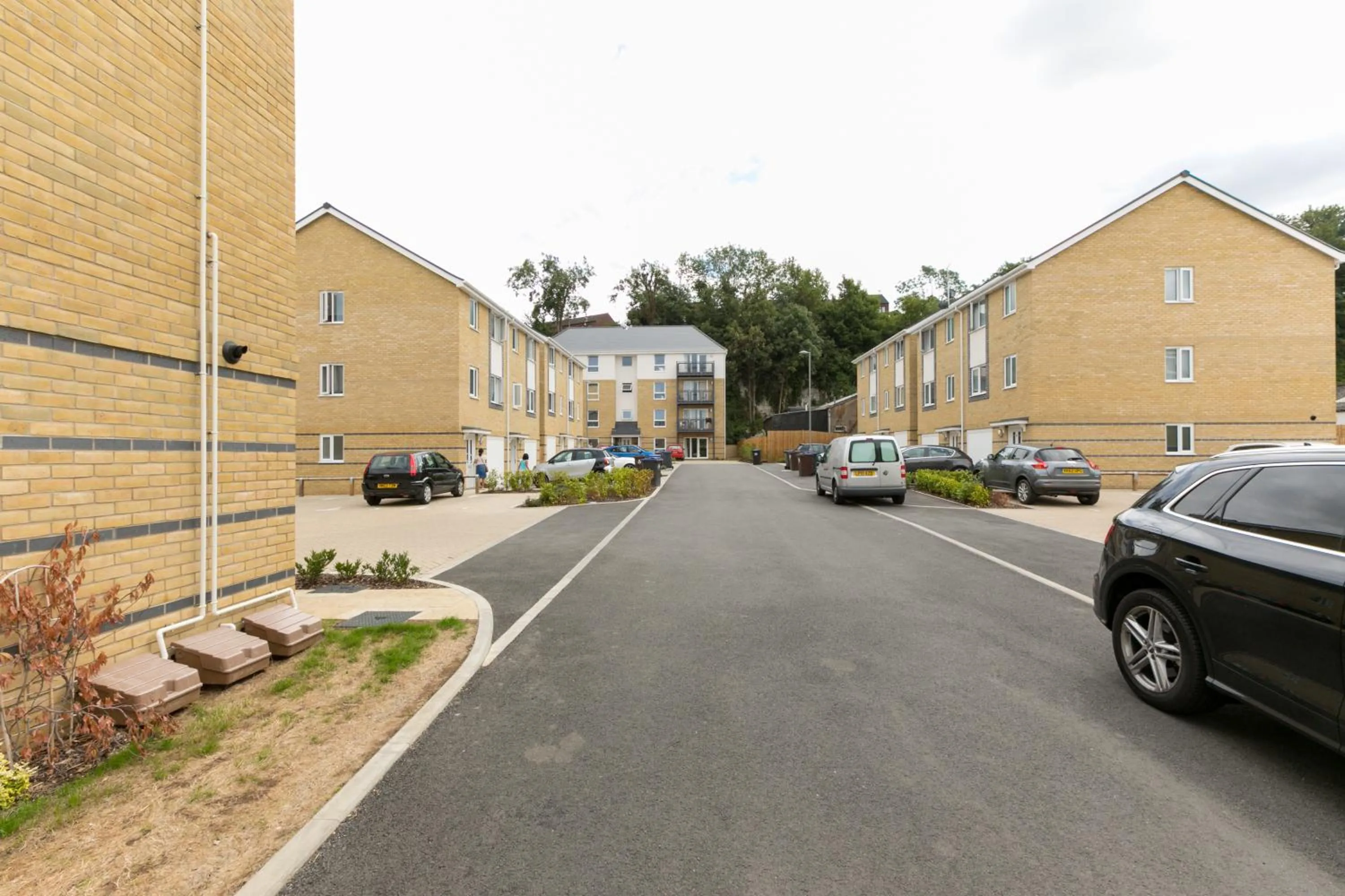 Property building in Hertford Serviced Apartments by Payman Club