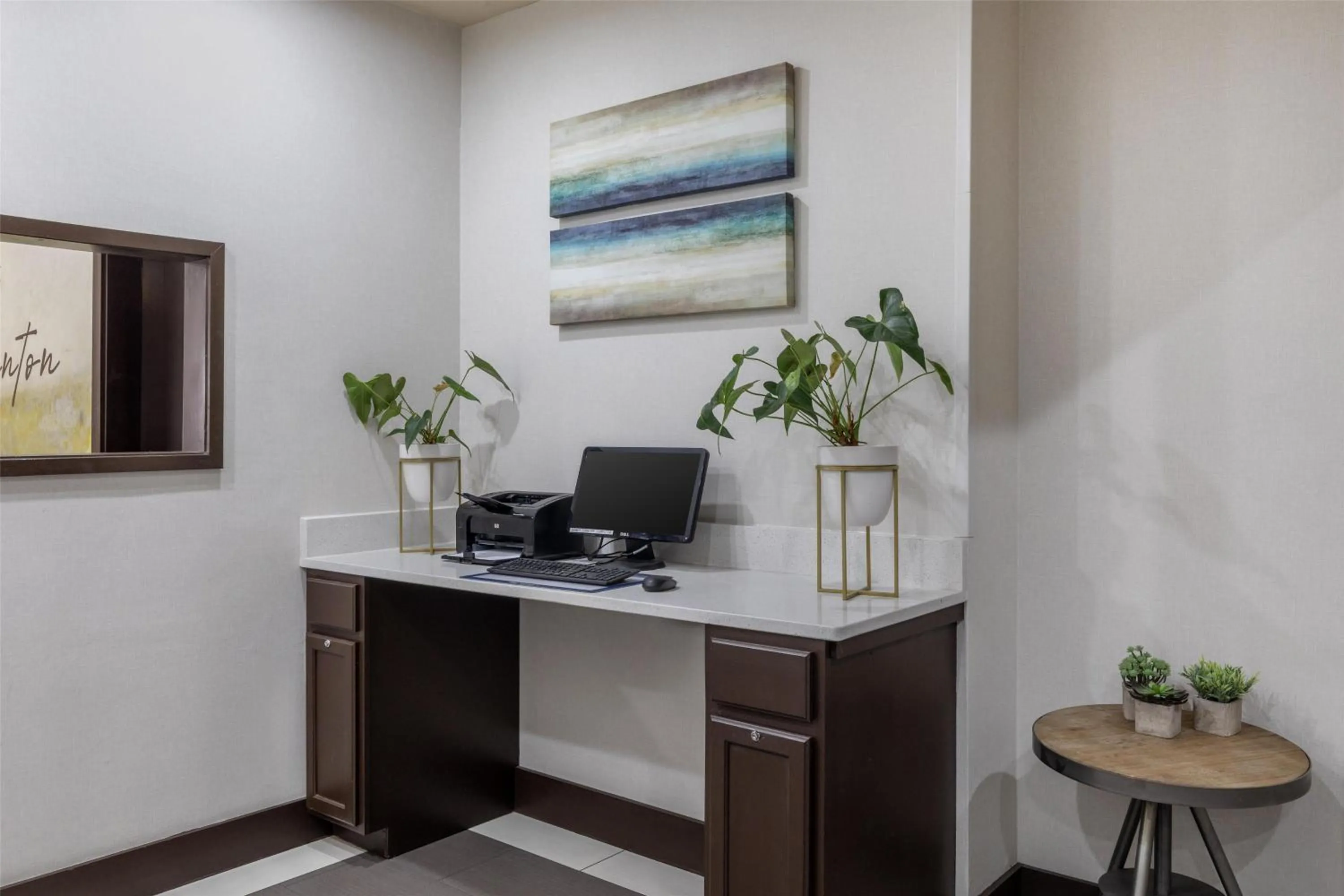 Business facilities in Best Western Plus Denton Inn & Suites