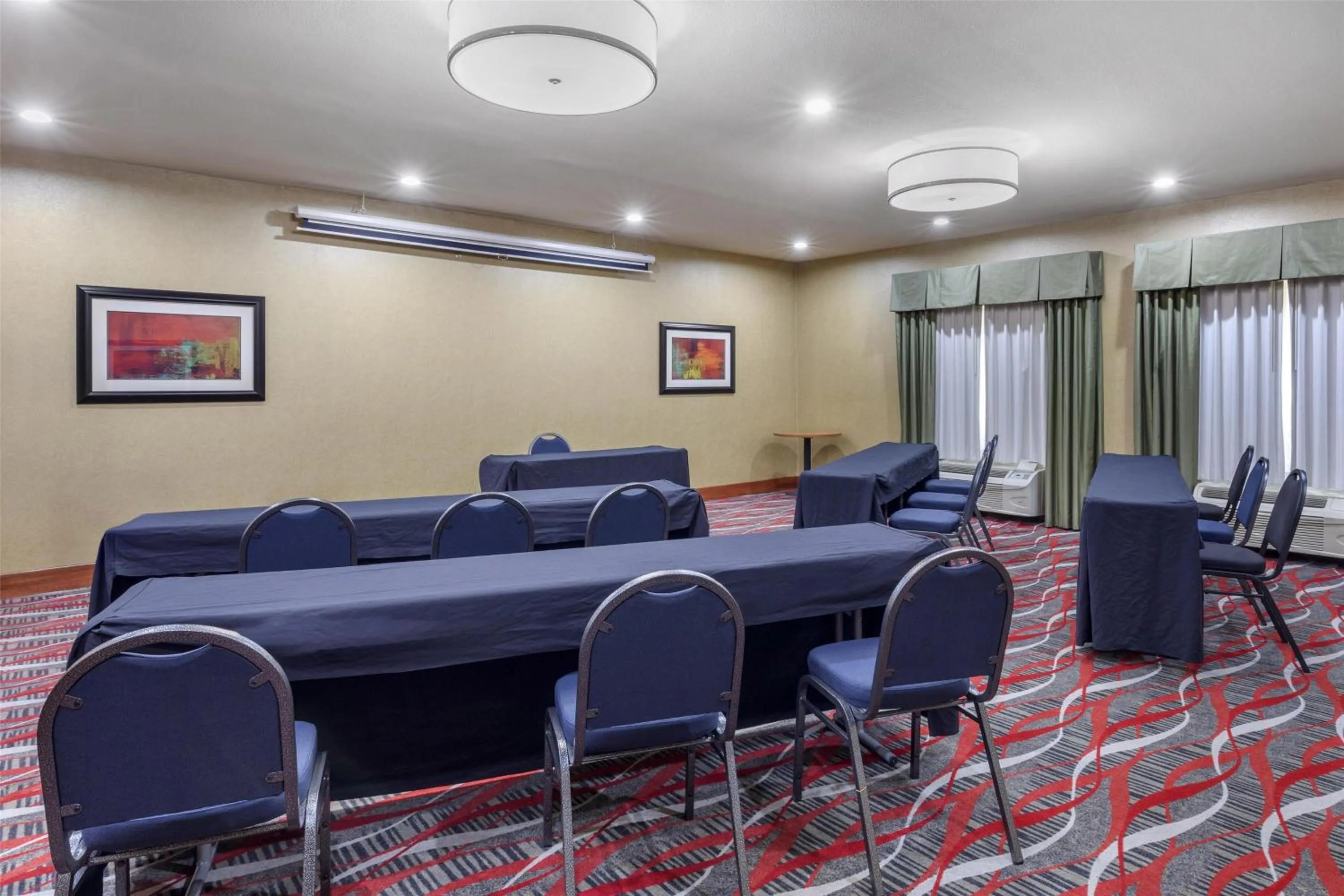 Meeting/conference room in Best Western Plus Denton Inn & Suites