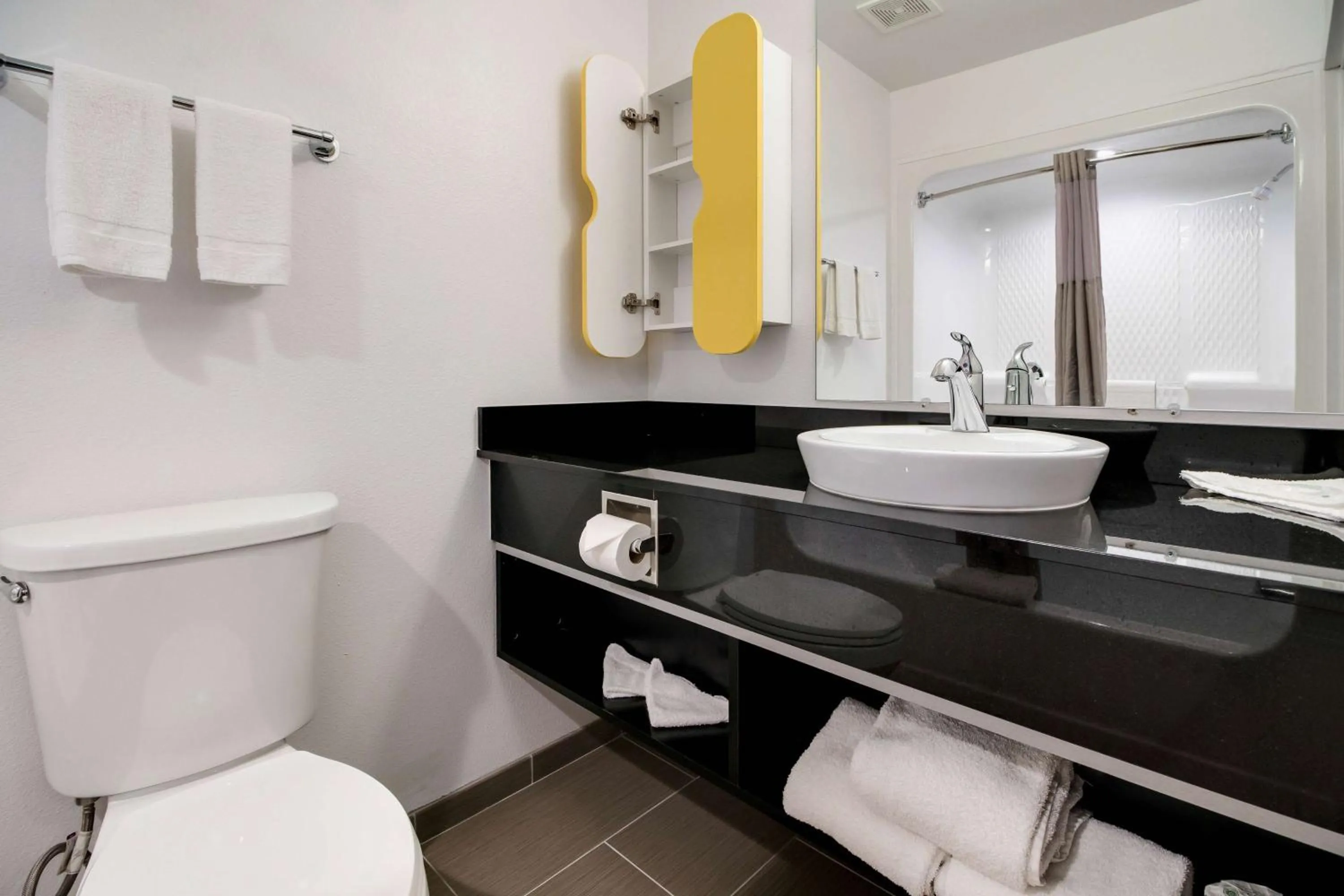 Toilet in Studio 6-Ingleside, TX