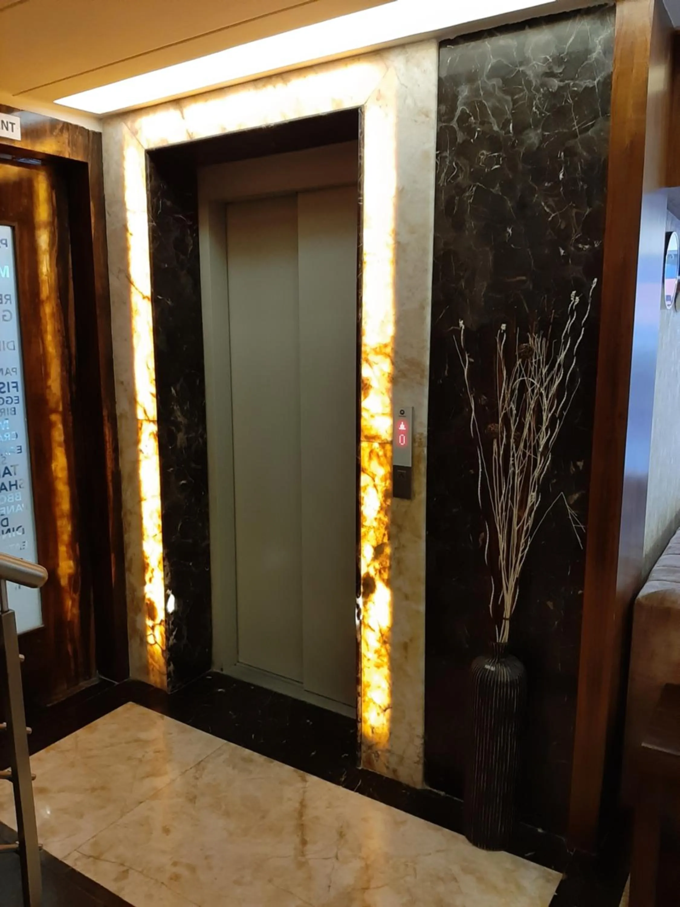 Area and facilities in Liza Regency