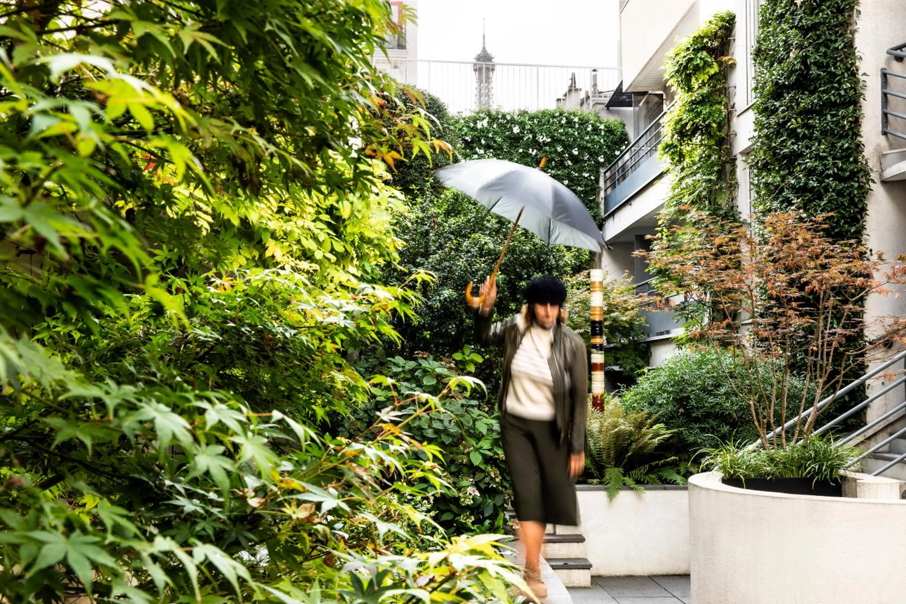 Patio in Jardins Eiffel